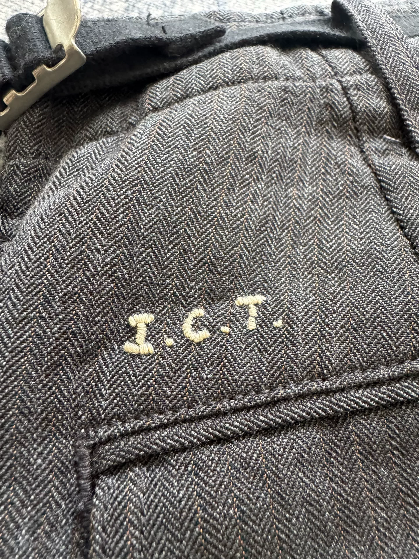 VISVIM 19AW Eiger Sanction Cargo Pants — detail