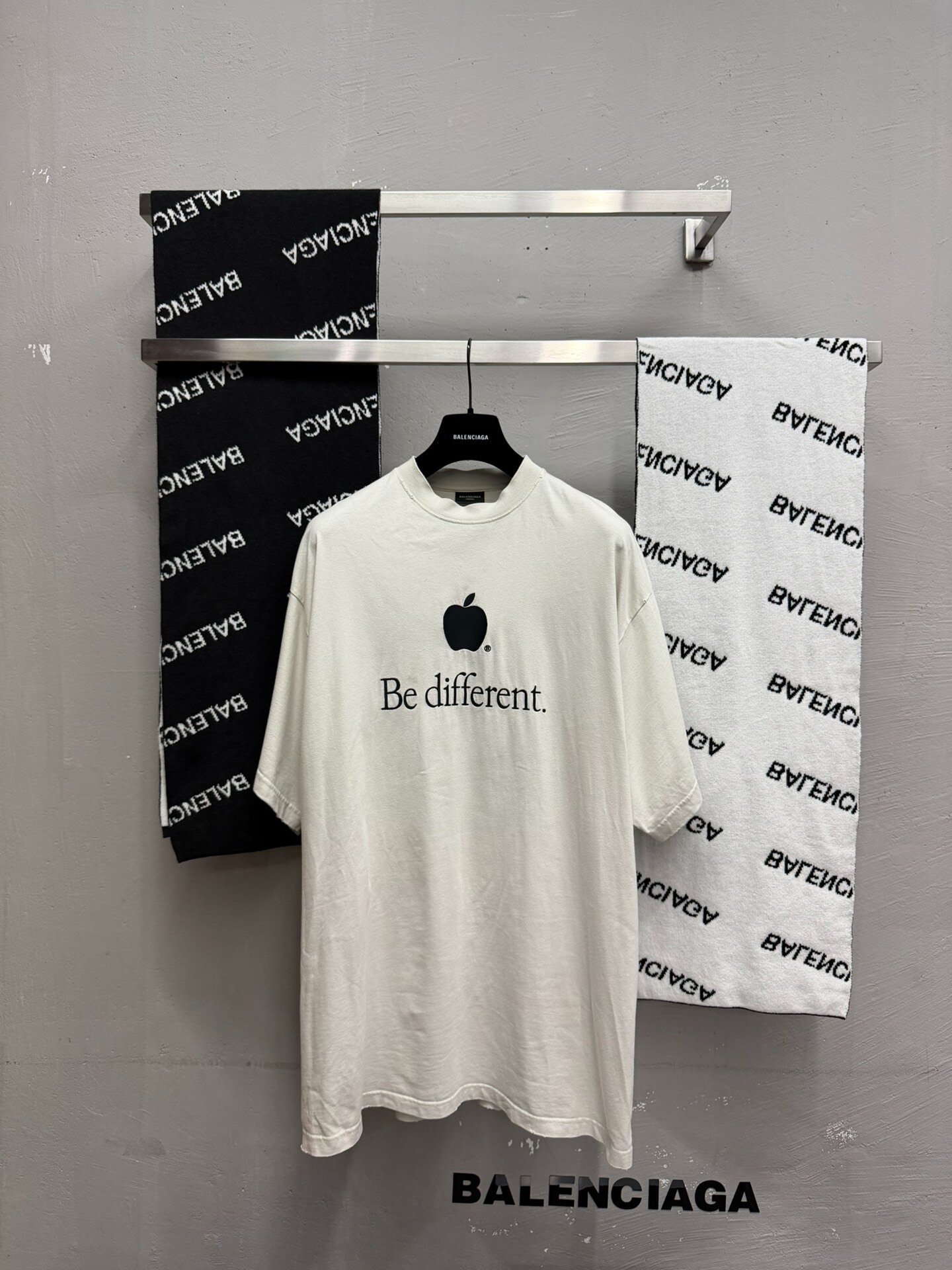 Balenciaga Apple Logo Short-Sleeve T-Shirt