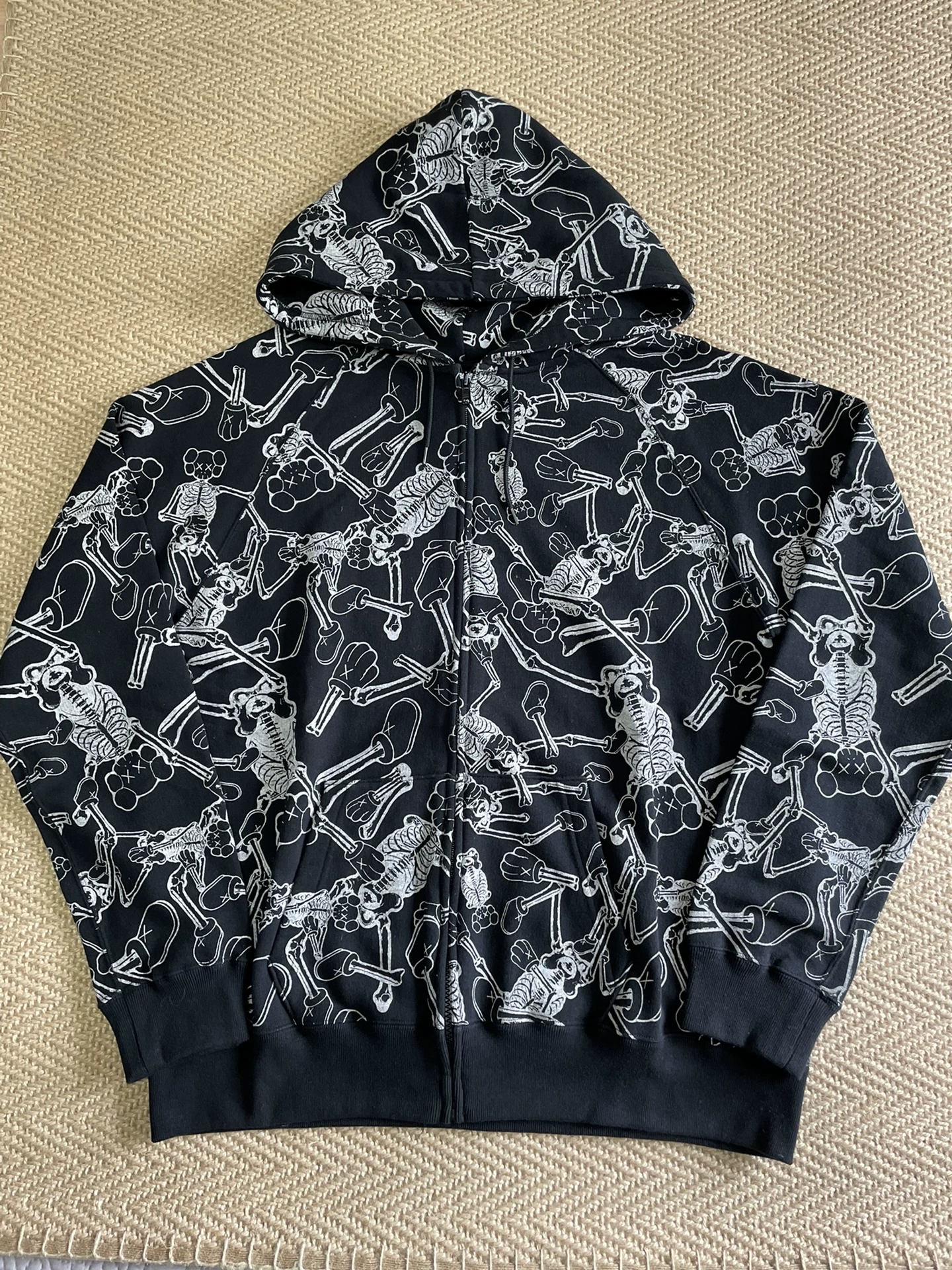 OriginalFake KAWS Early Figure Hoodie