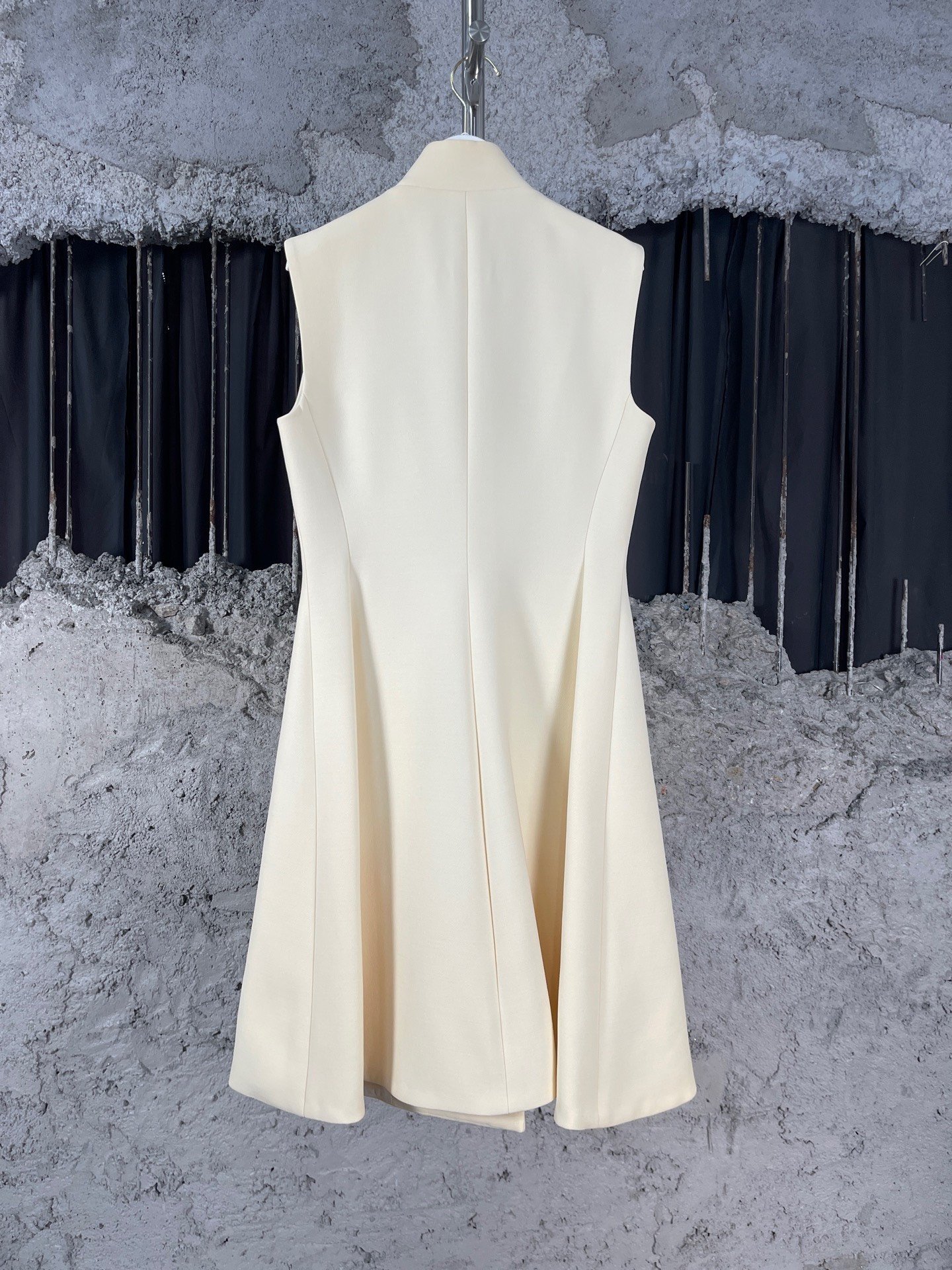 Dior Sleeveless Midi Dress — front