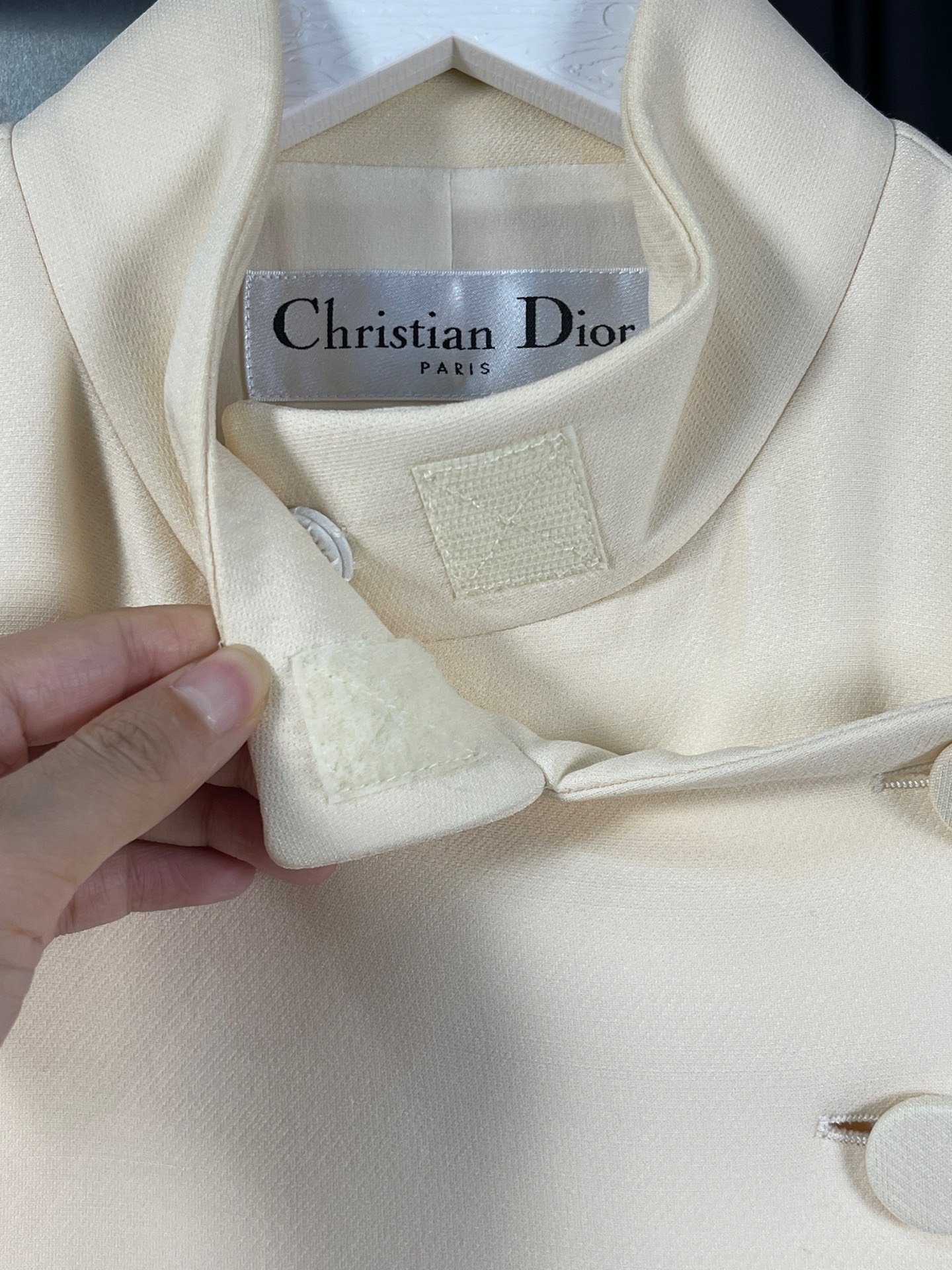 Dior Sleeveless Midi Dress — label
