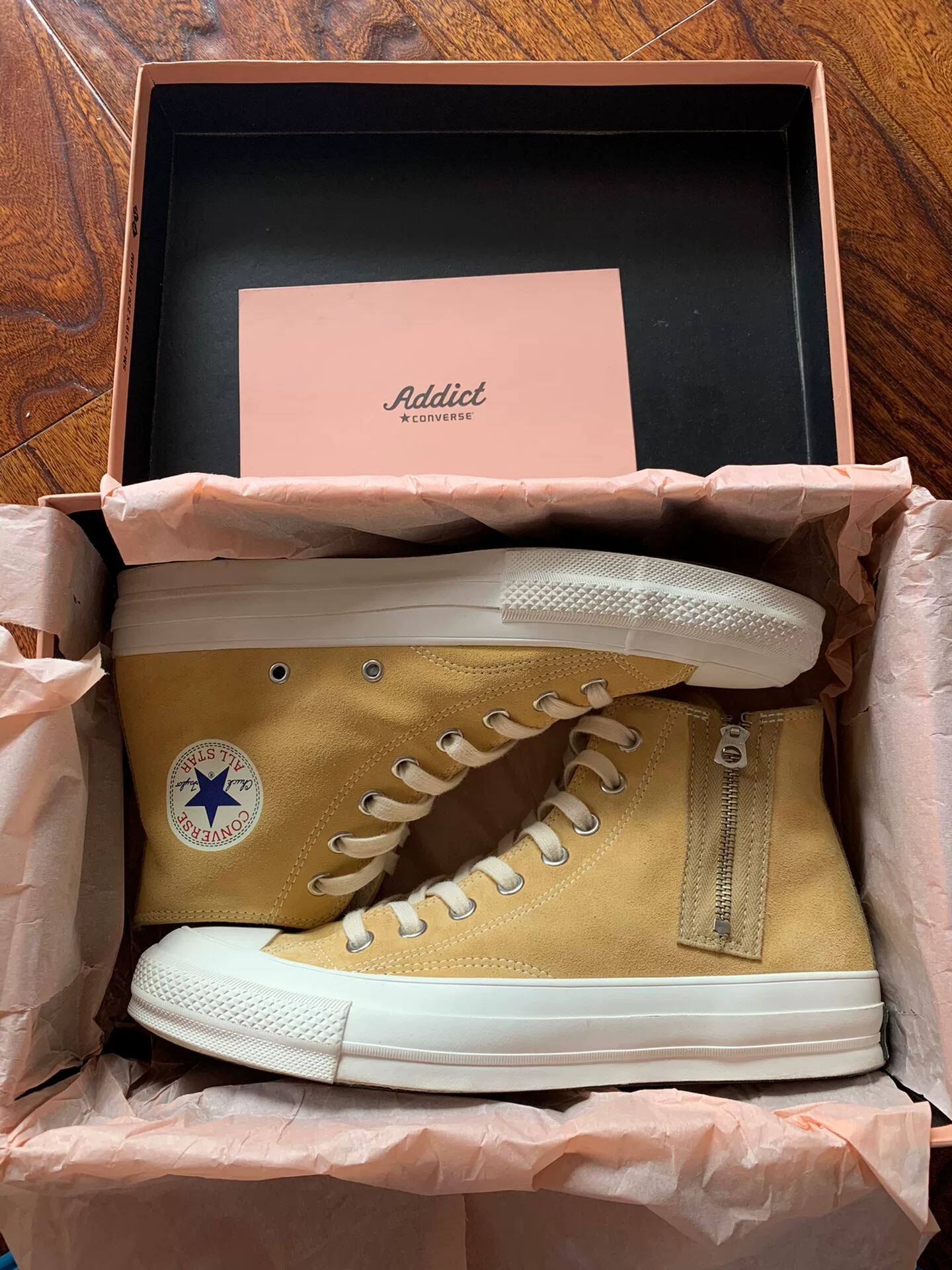 Converse Addict Suede Nigo Beige — front