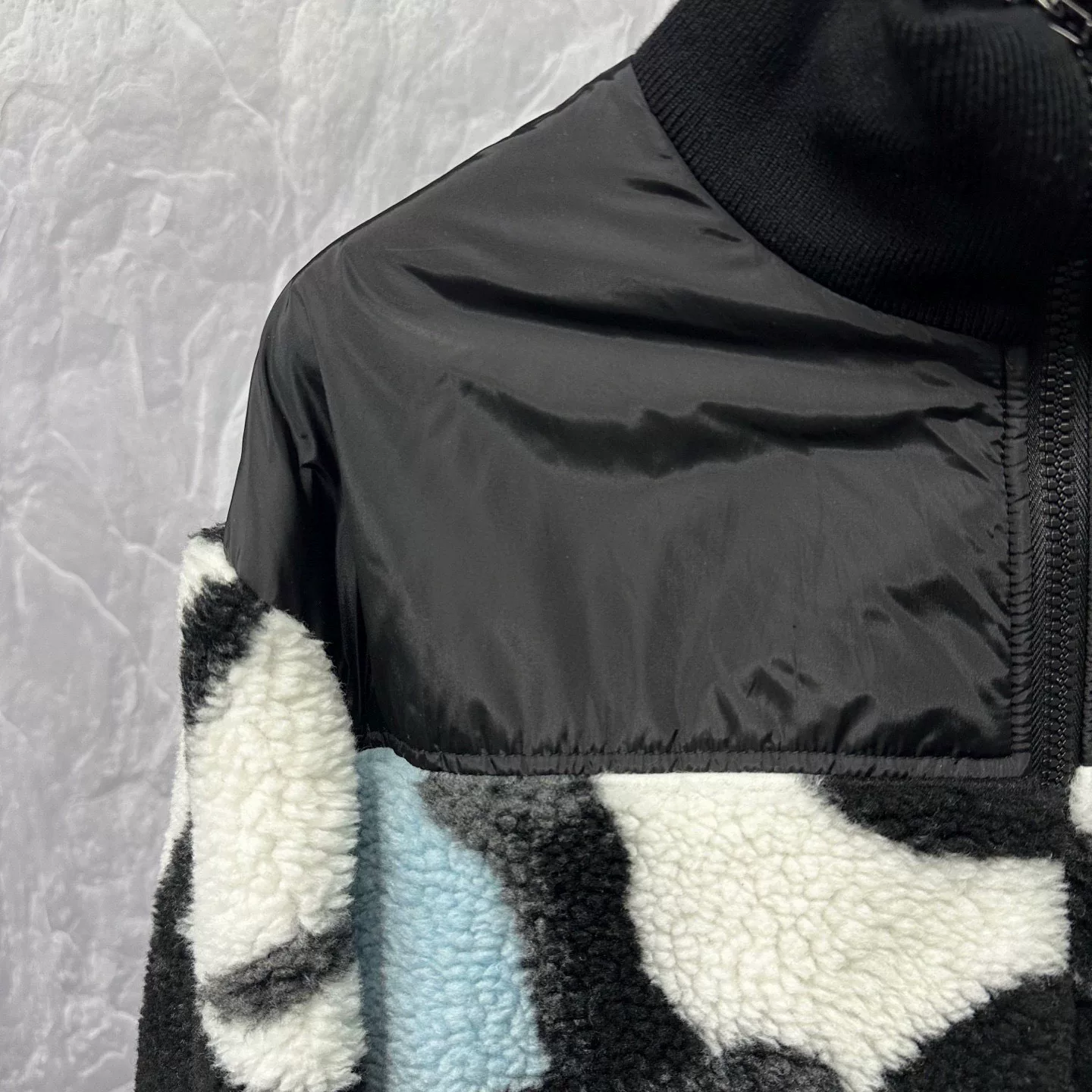 Louis Vuitton SS24 Ski Teddy Jacket — detail