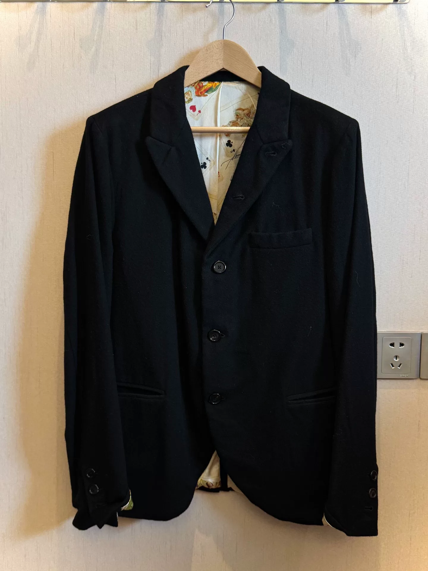 Geoffrey B Small NNJ05 Black Blazer