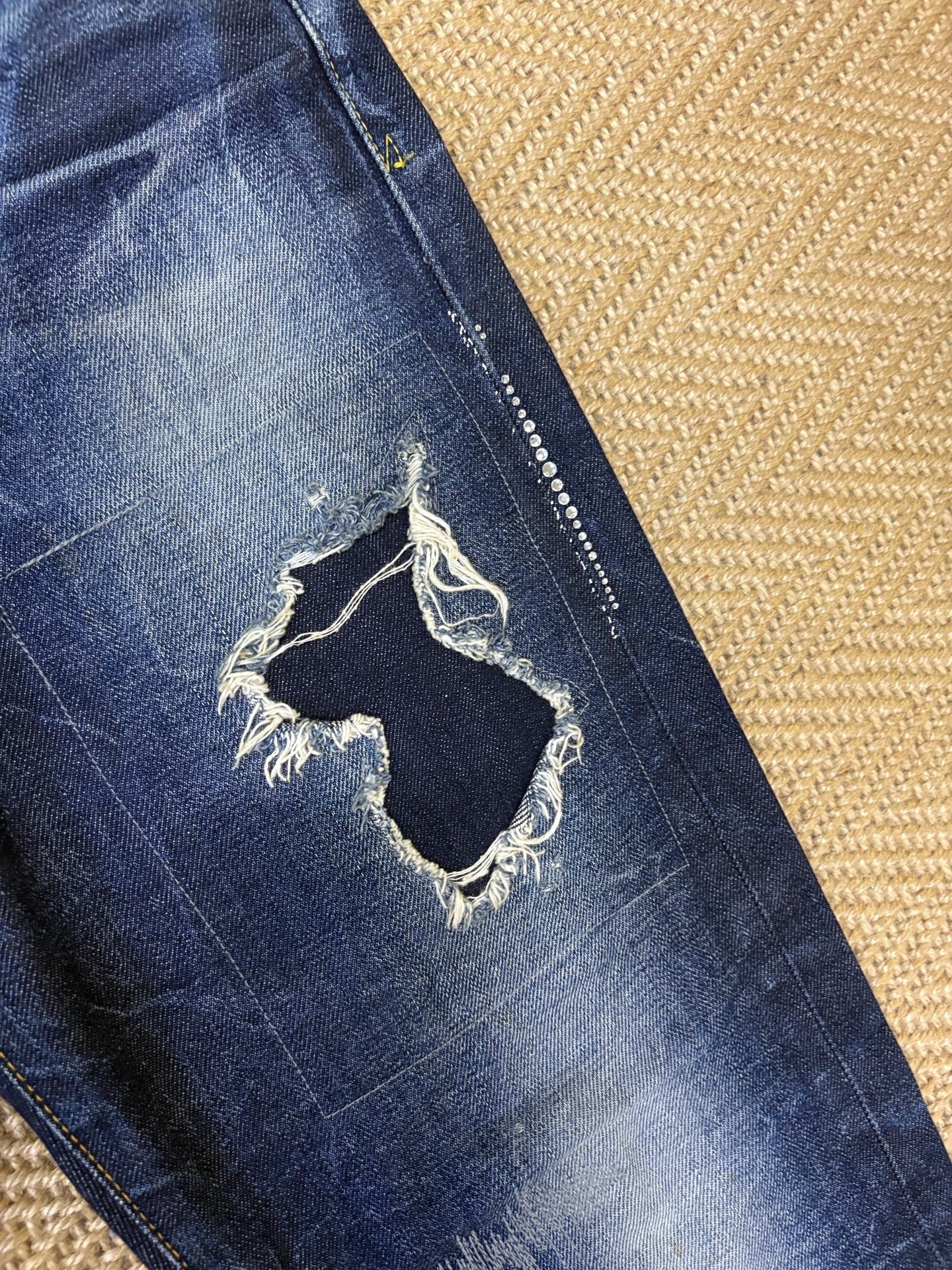 Vanquish Fragment Denim Jeans — detail