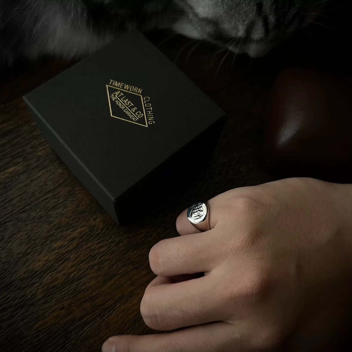 TWC Vintage Floral Script Pinky Ring — detail