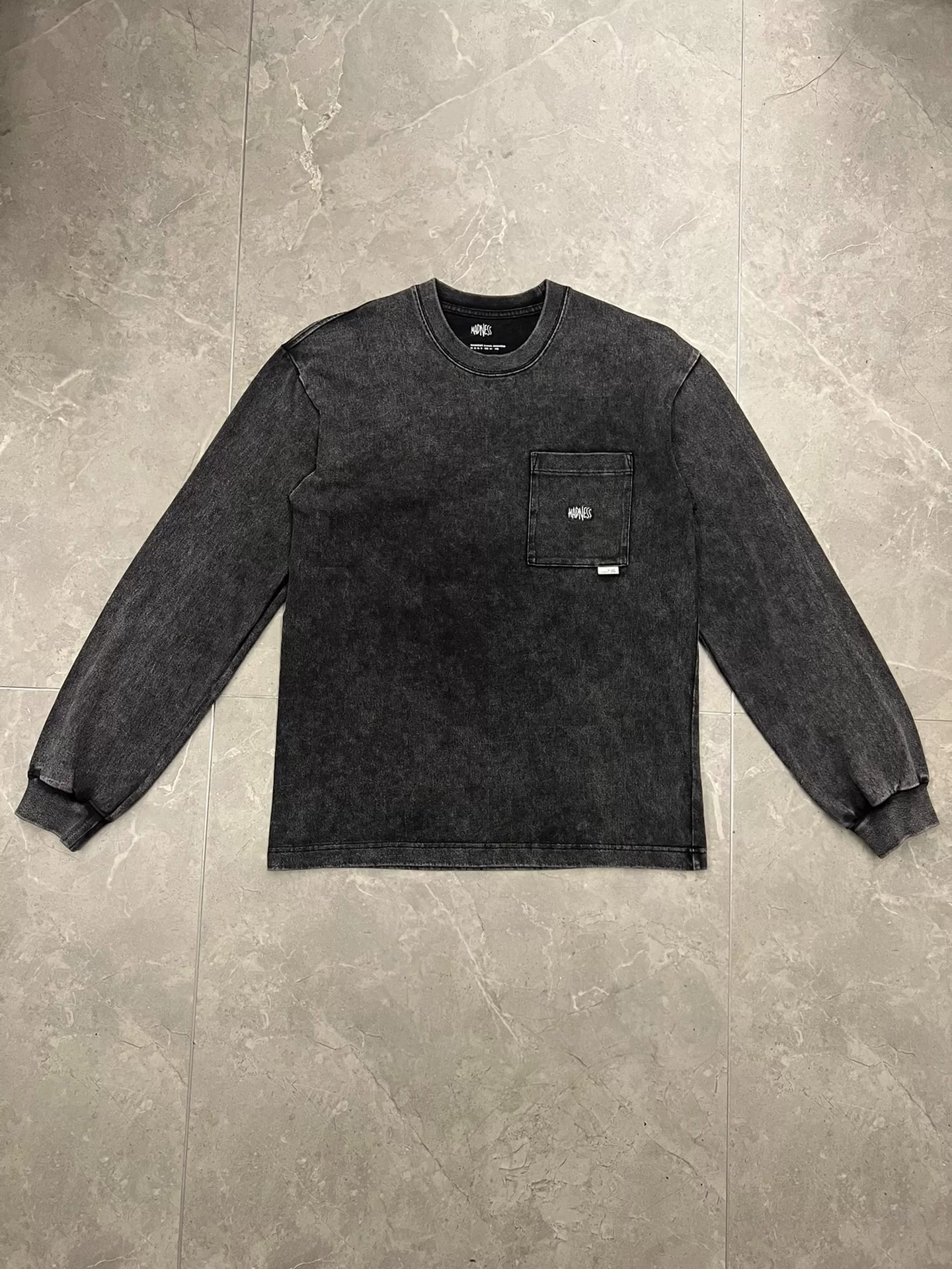 Madness 19FW Snow-Wash Embroidered Sweatshirt