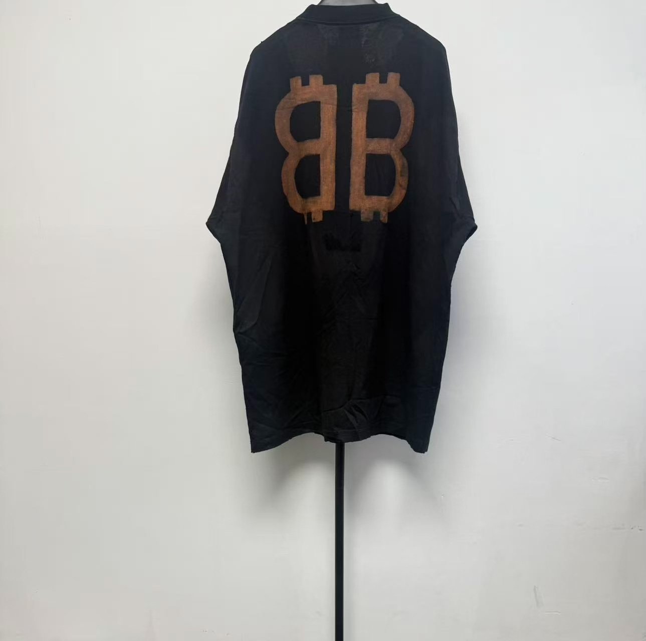 Balenciaga Black Double B Logo T-Shirt — front