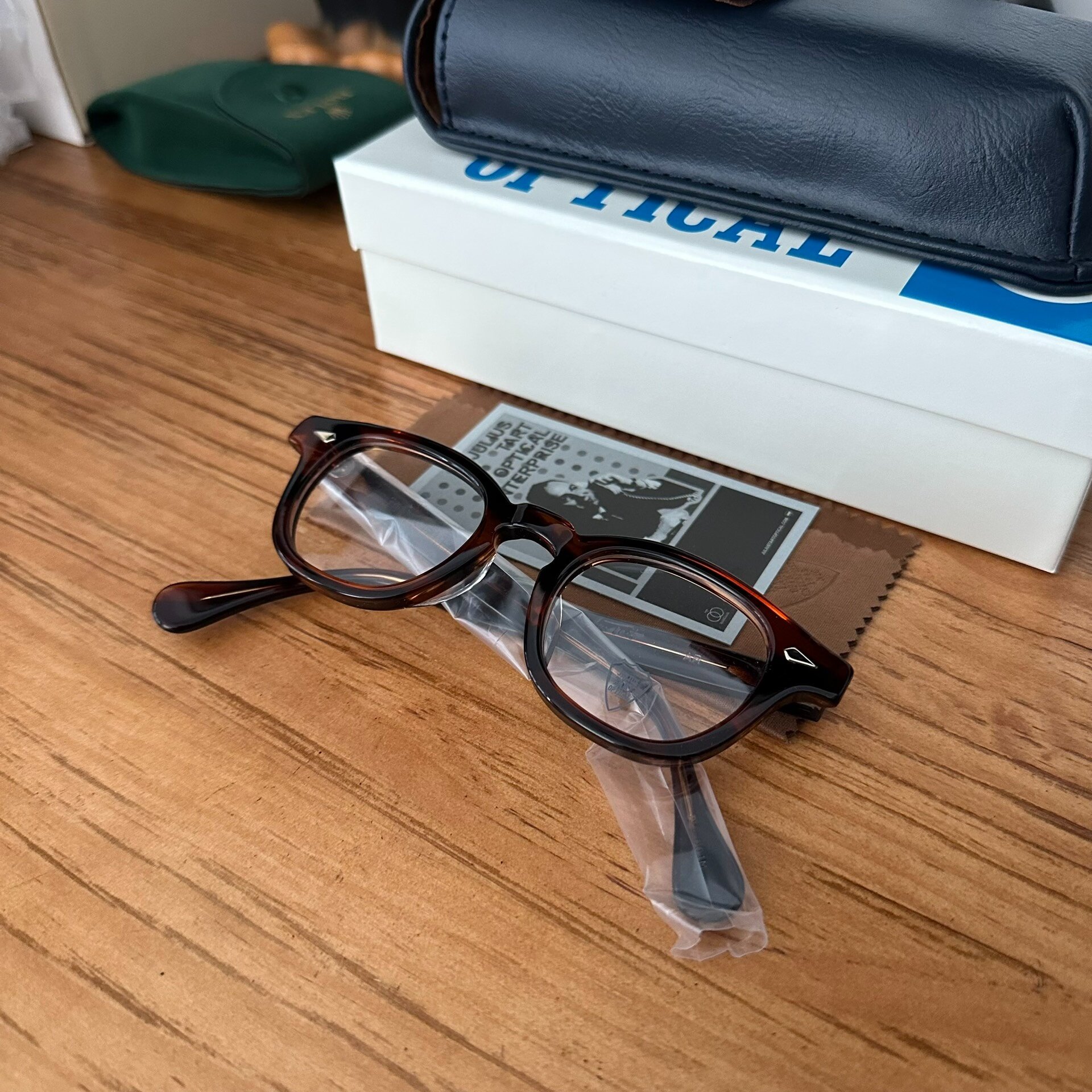 JULIUS TART OPTICAL Eyeglasses — detail