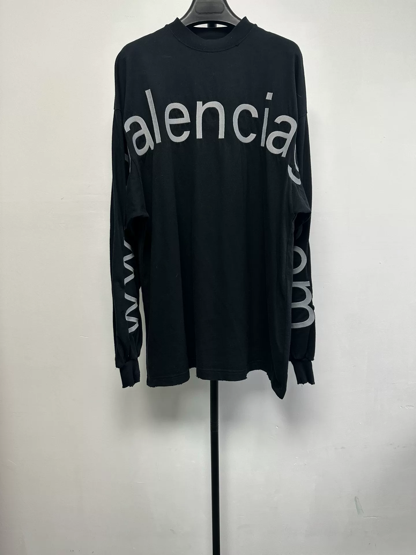 Balenciaga Letter Long-Sleeve T-Shirt