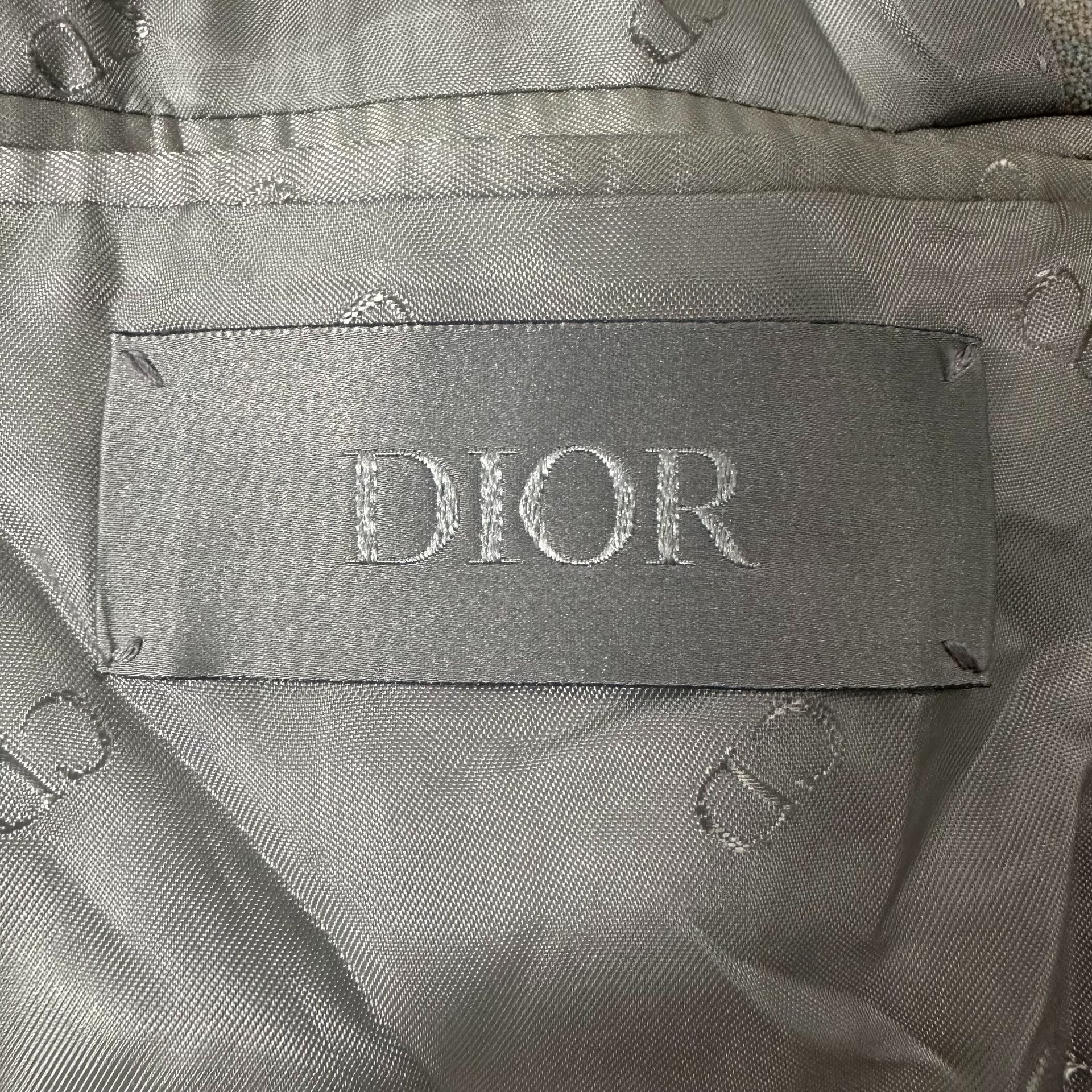 Dior 23FW Beige Grid Wool Suit — label