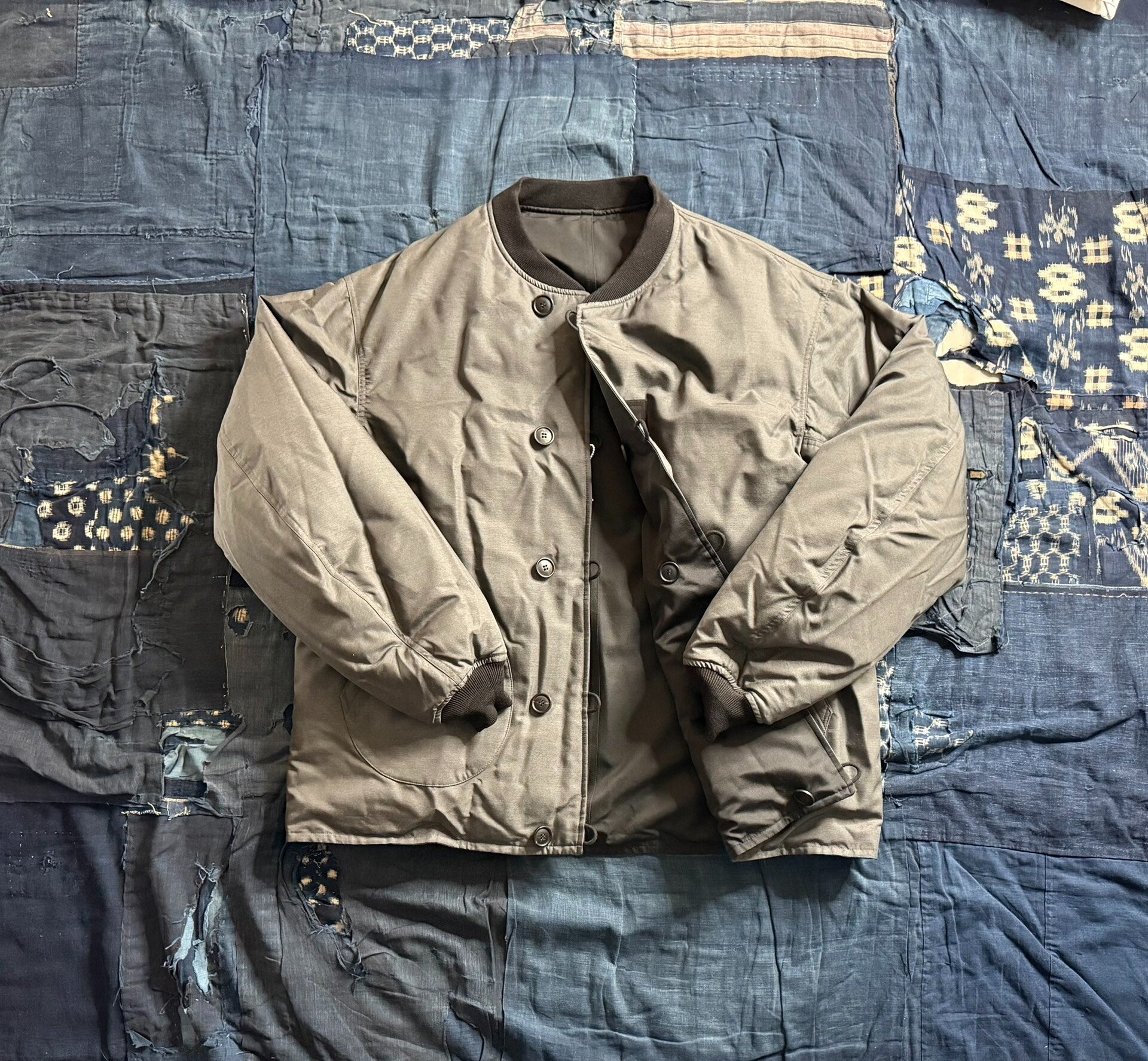 VISVIM 26SS CORPS DOWN JACKET — label