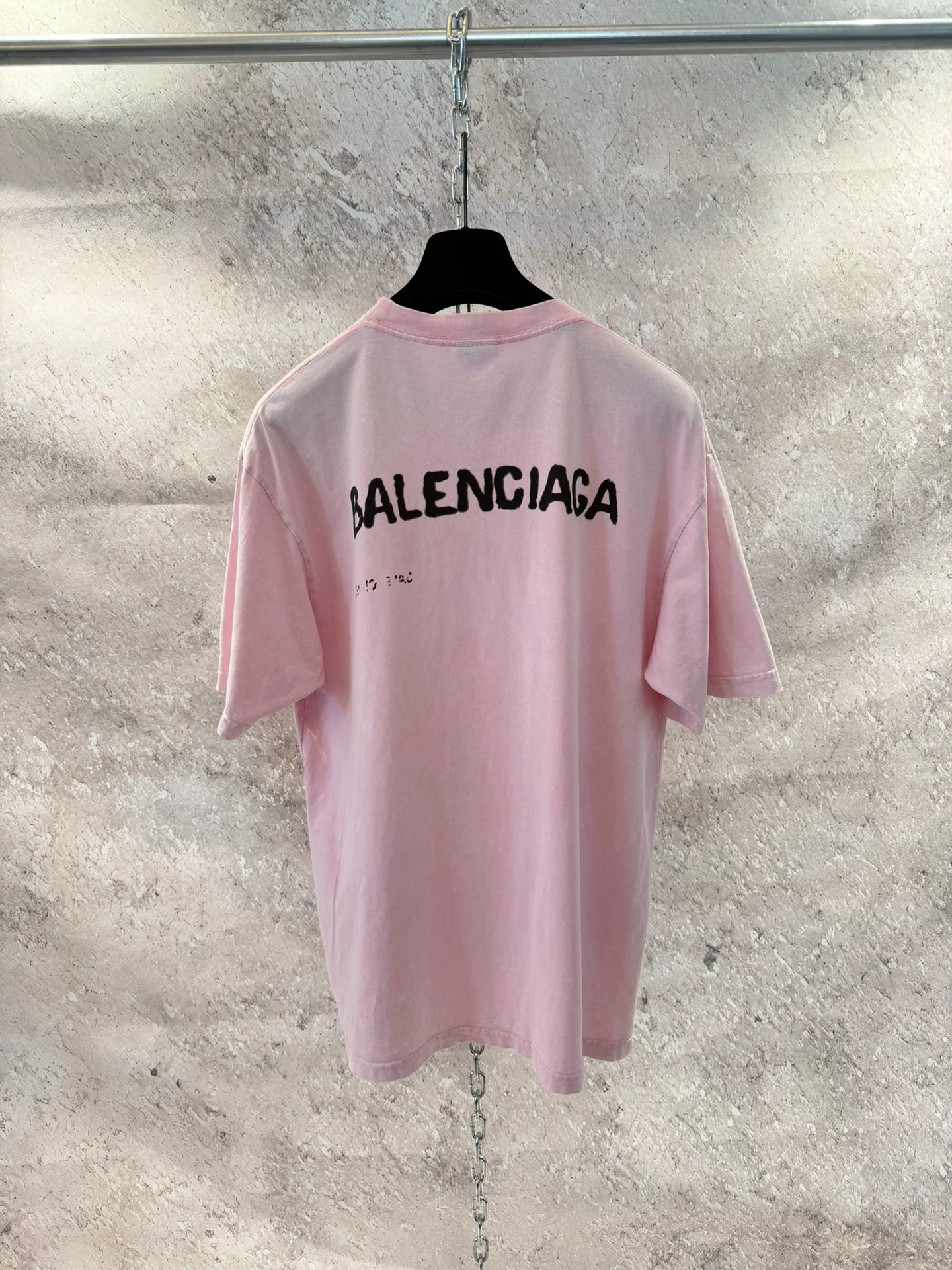 Balenciaga Pink Blurred Letter T-shirt — detail