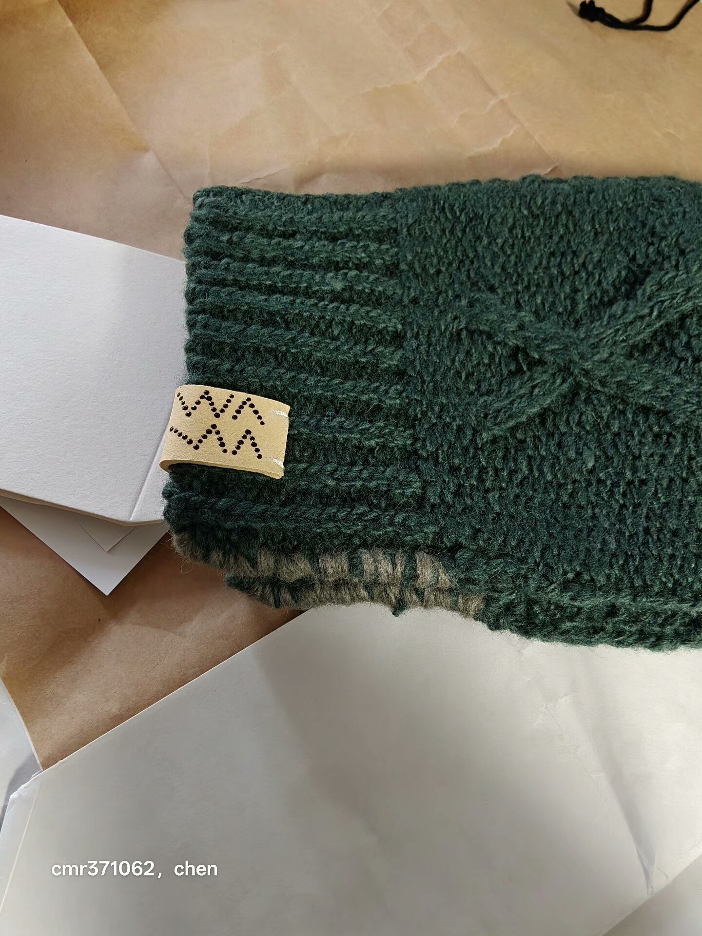 visvim 21AW Spot Knit Mitten N.D — label