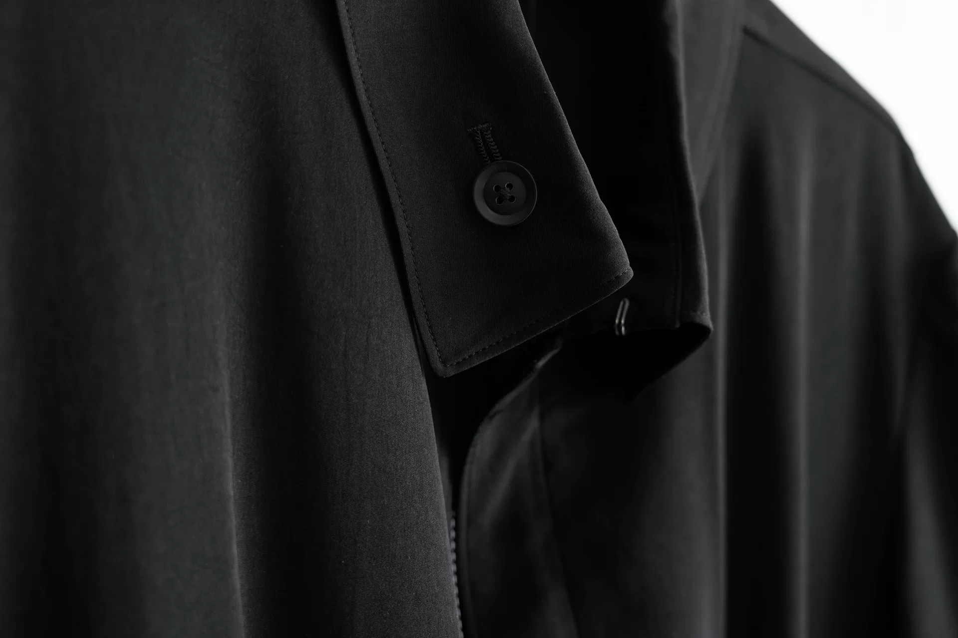 Yohji Yamamoto 20SS Zip Multi-pocket Coat — back