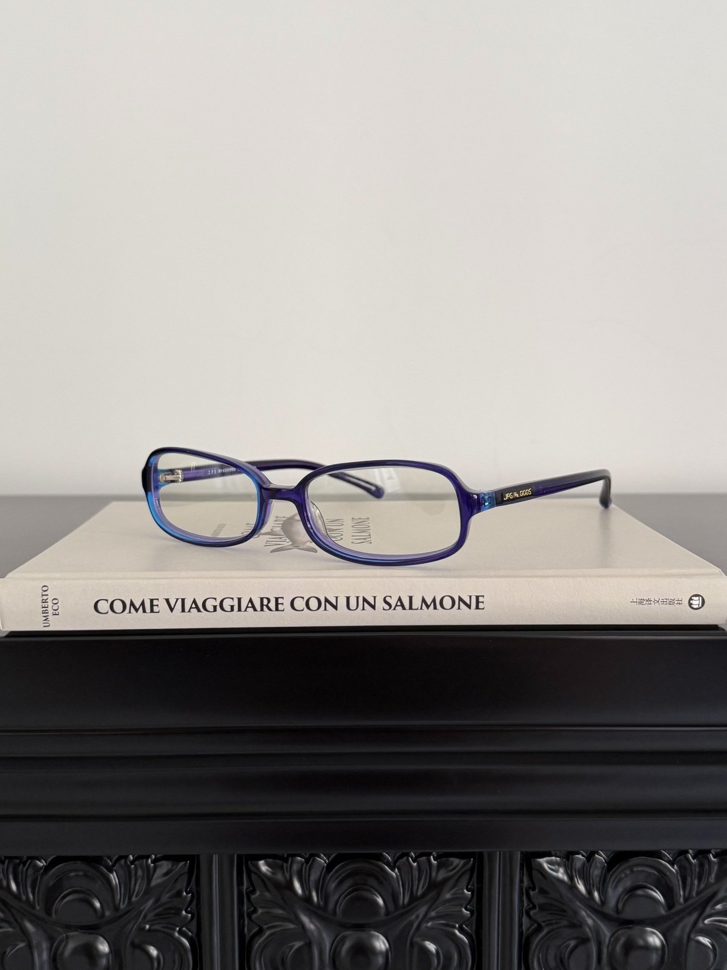 Jean Paul Gaultier Runway Anti-Blue Light Glasses — detail