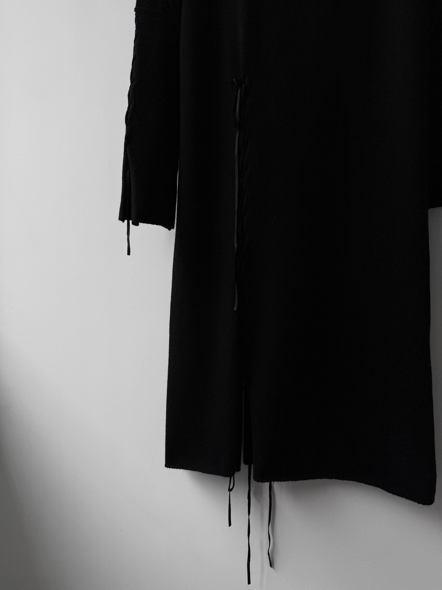 Yohji Yamamoto 18AW Leather Rope Sweater — detail