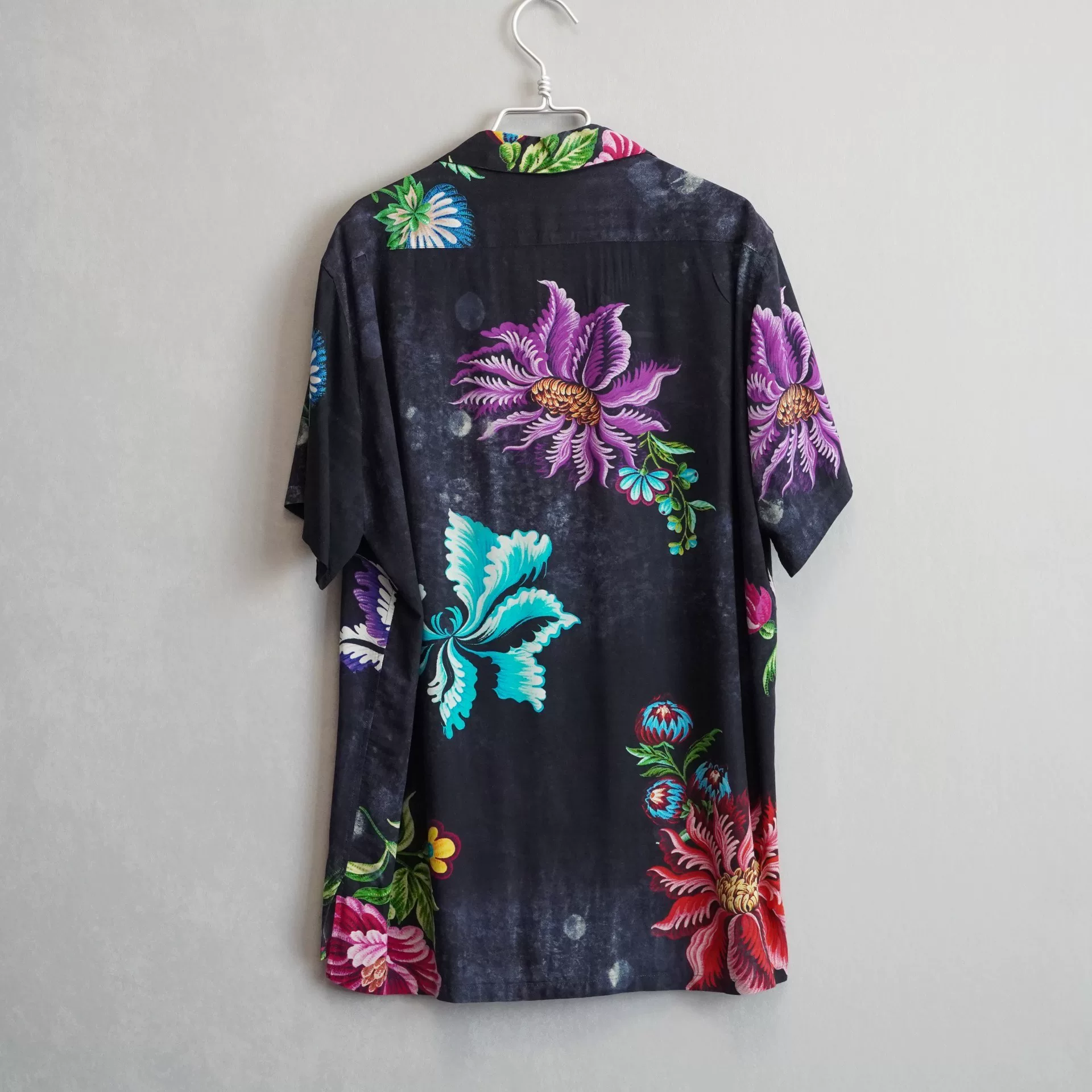 Yohji Yamamoto Floral Rayon Shirt — detail