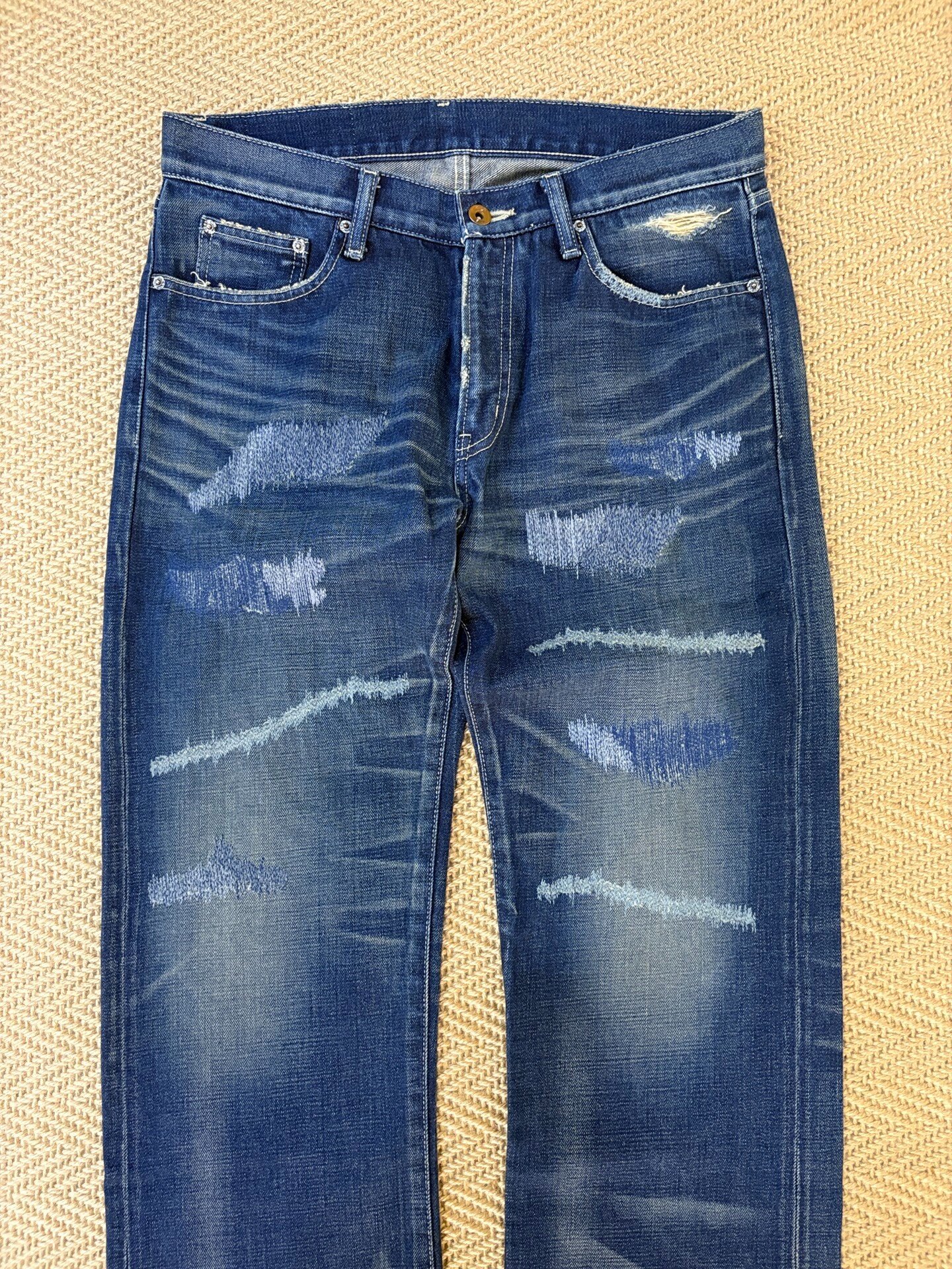 Neighborhood 07 SCAB Distressed Jeans — detail