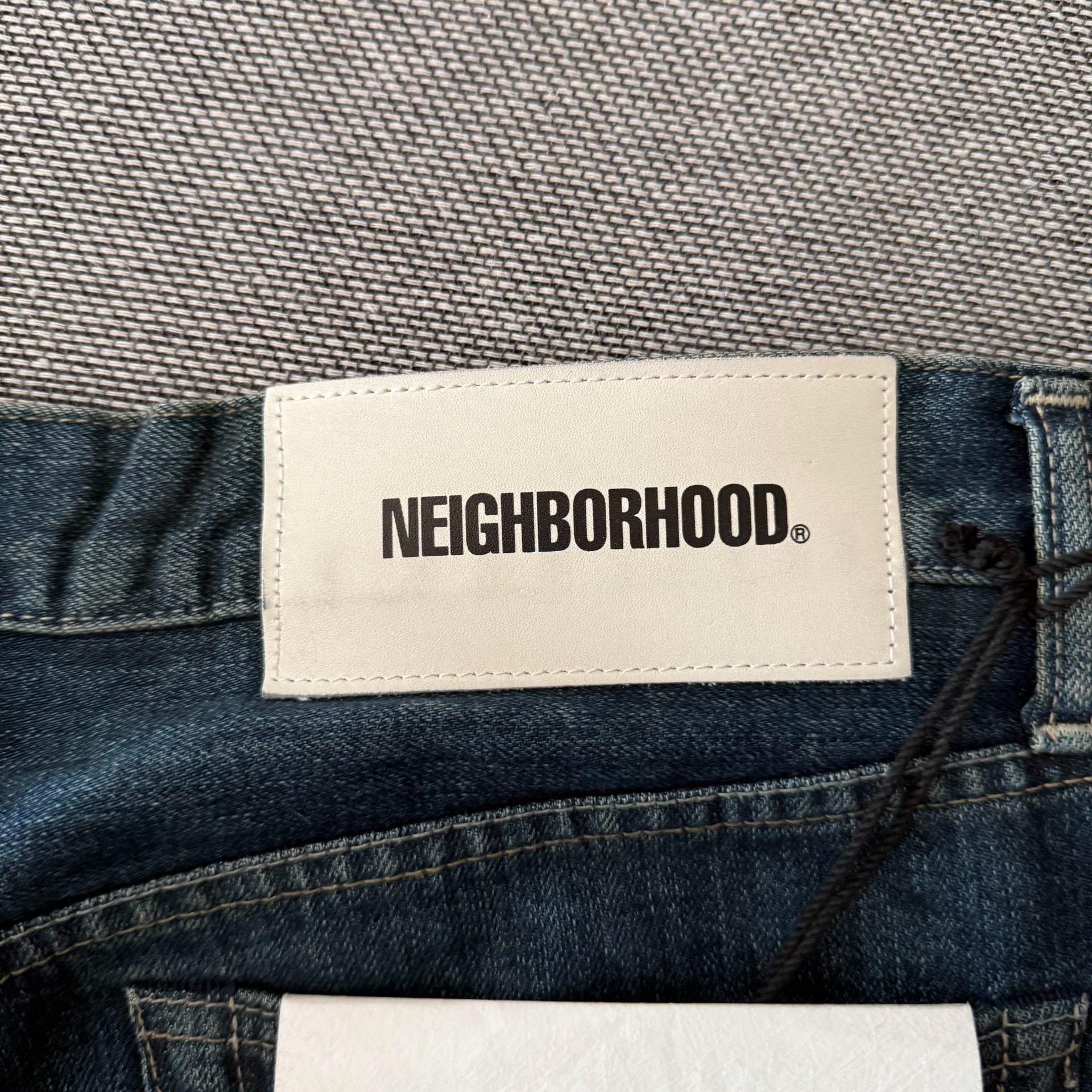 Neighborhood 25ss Basic Washed Jeans — back