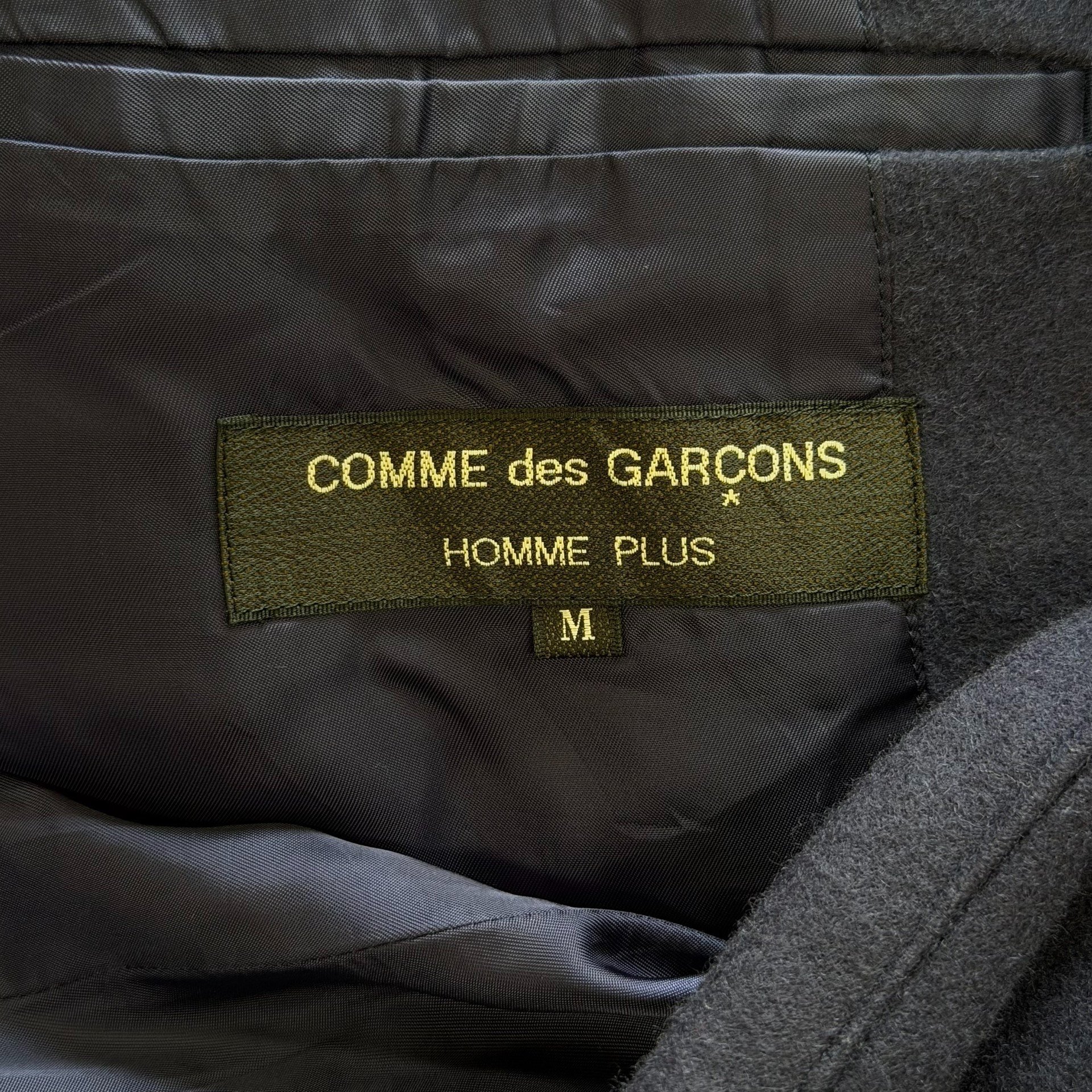 Comme des Garçons 94AW Wool Suit — label