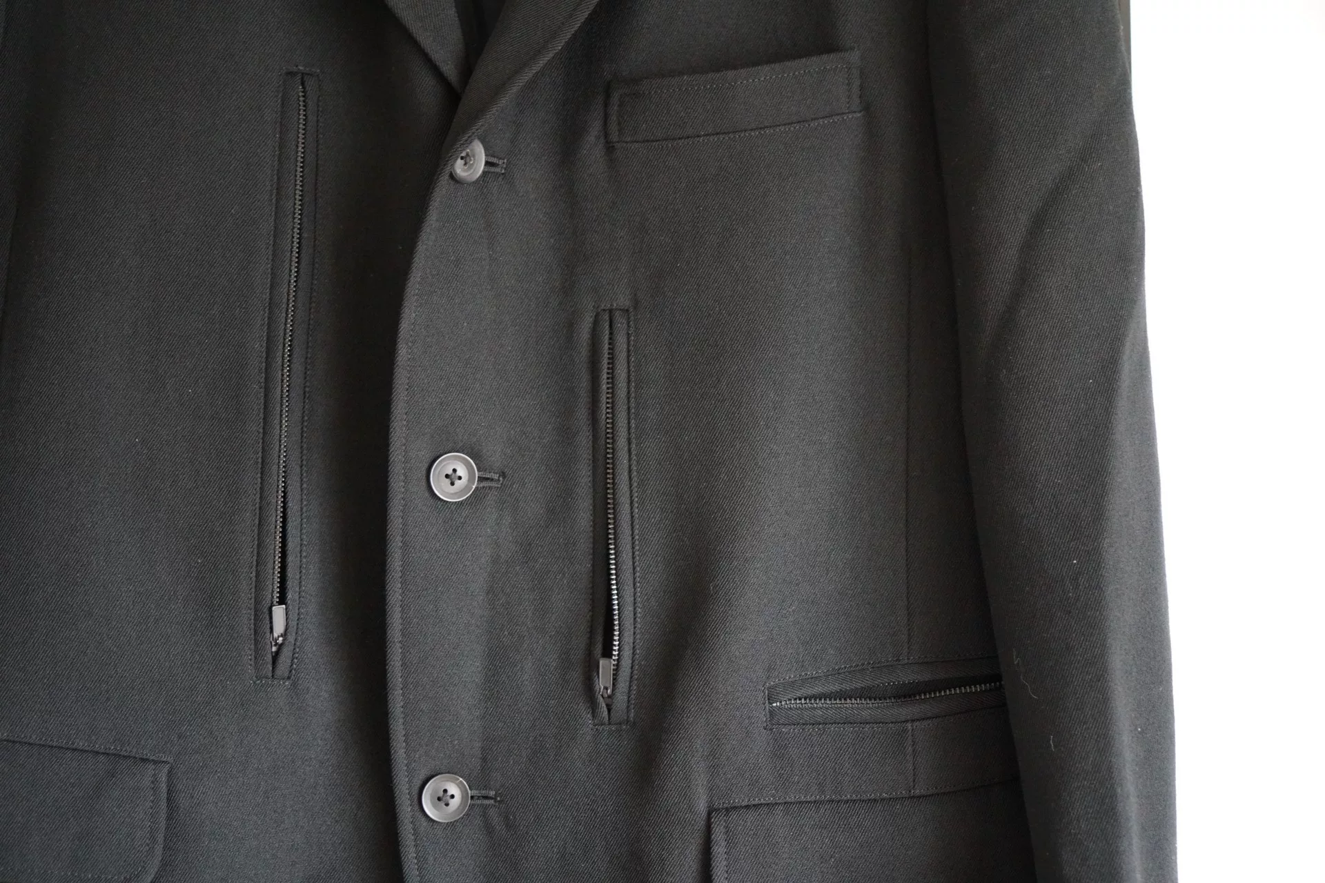 Yohji Yamamoto 19AW Zip Pocket Blazer — detail