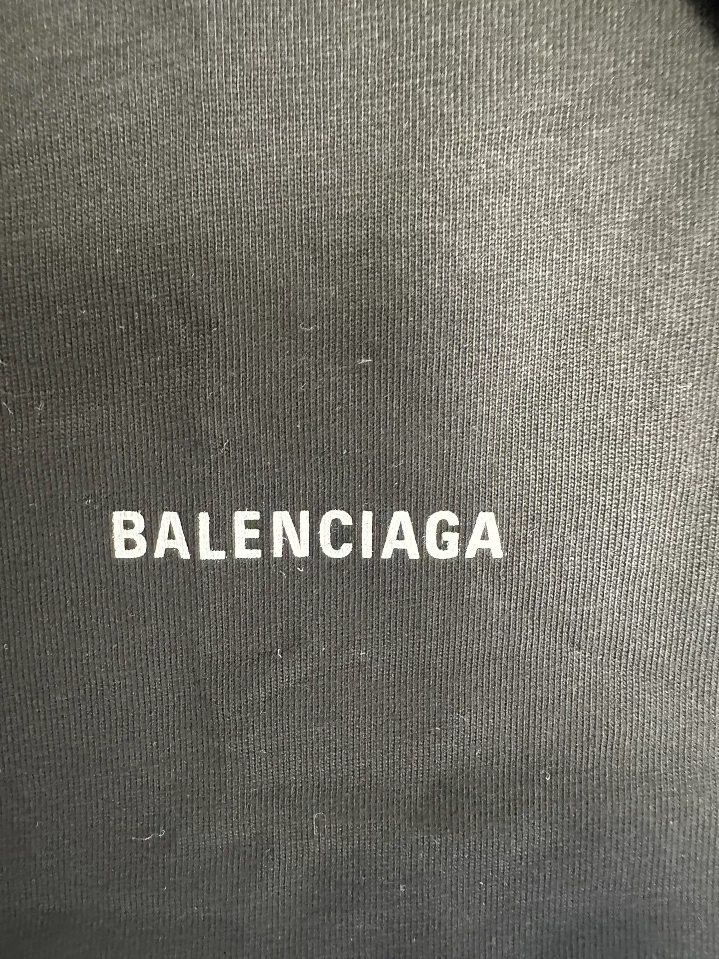 Balenciaga Crewneck Short-Sleeve Print T-Shirt — detail