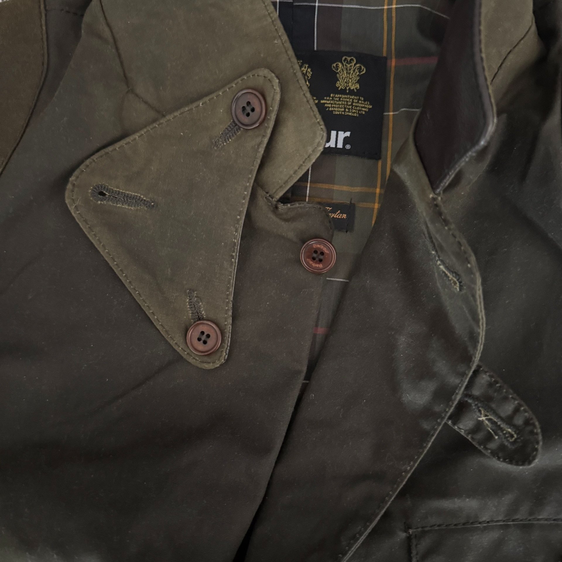 Barbour 007 Beacon Sports Waxed Jacket — back