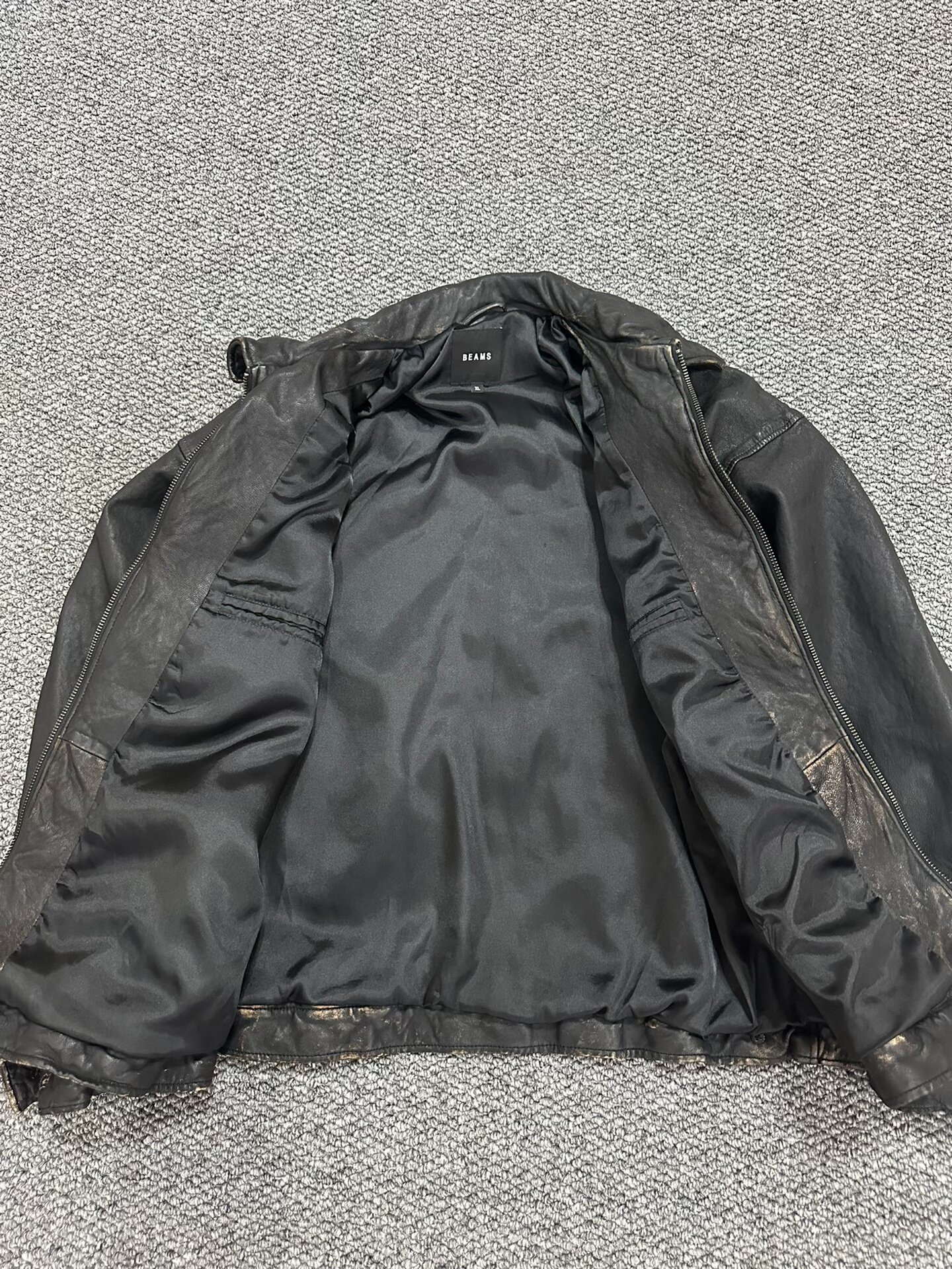 BEAMS Used Zip Leather Jacket — detail