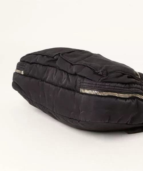 Porter Classic Nylon Shoulder Bag M Black — label