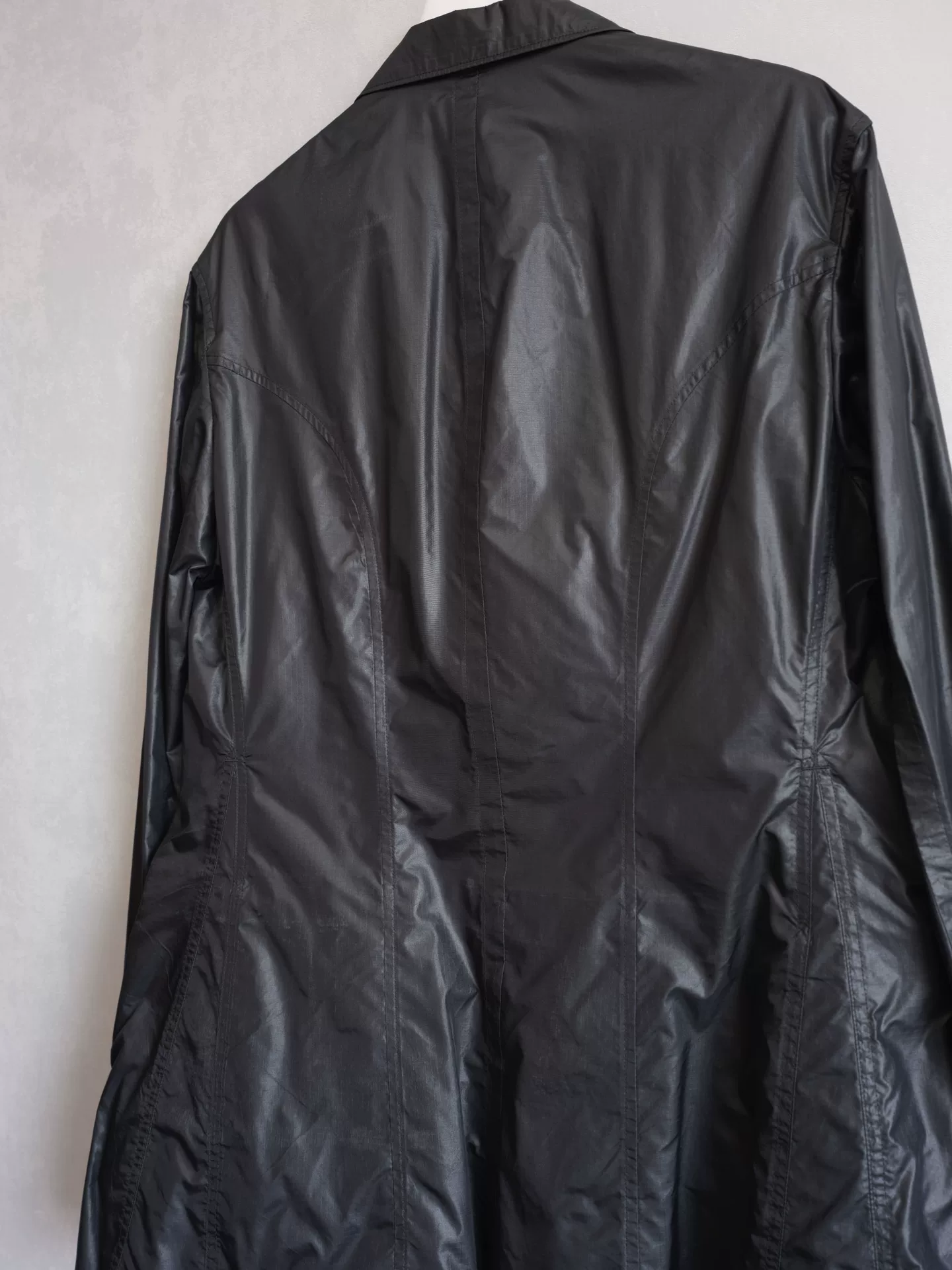 Yohji Yamamoto 13SS Deconstructed Nylon Coat — label