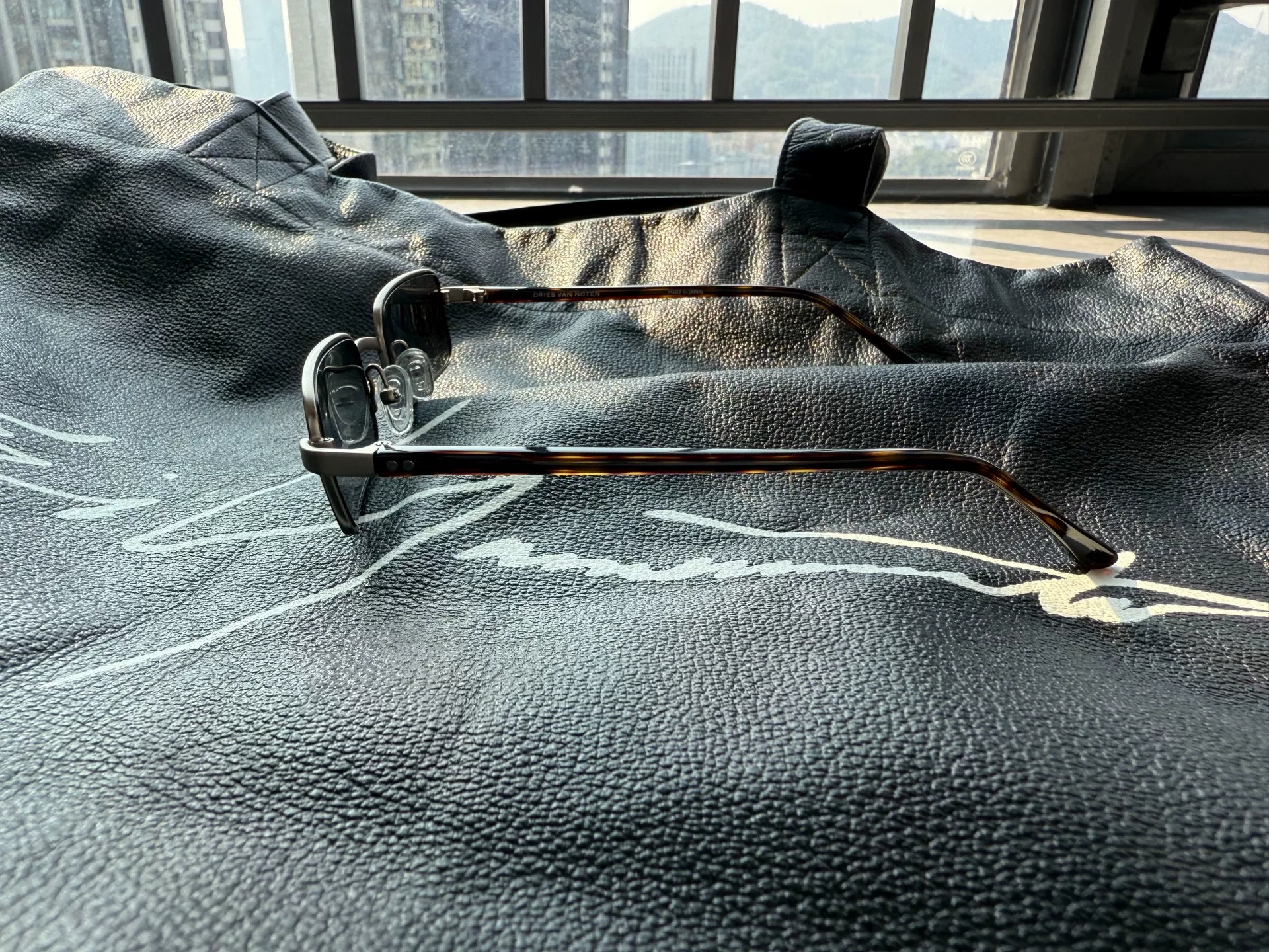 Dries Van Noten Bella Hadid Rectangular Sunglasses — detail