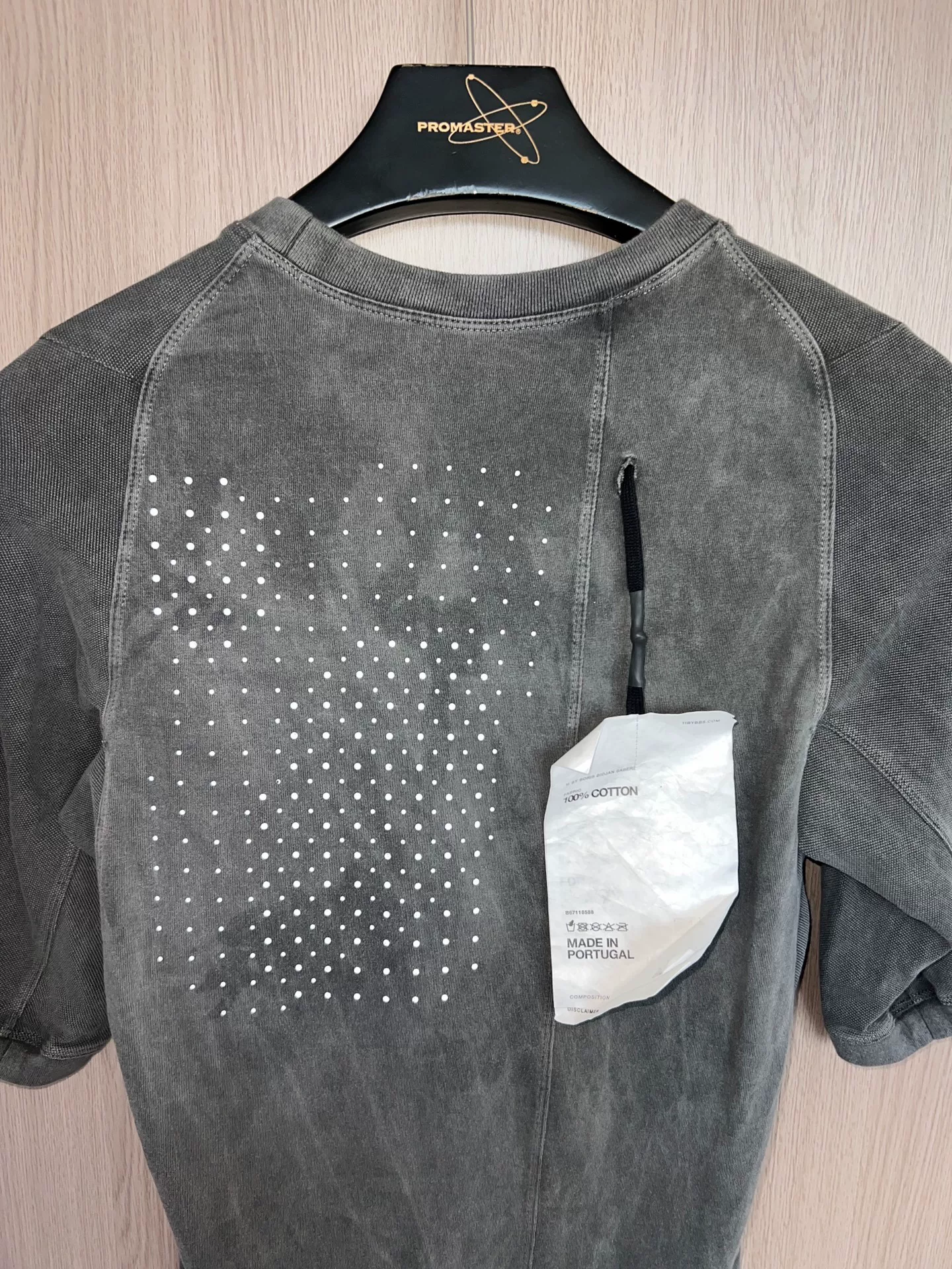 Boris Bidjan Saberi 11by BBS Gray Short-Sleeve T-shirt — detail