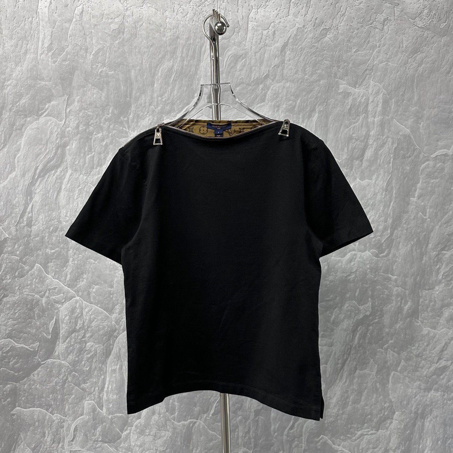 Louis Vuitton SS24 Zip Off-Shoulder Top — front