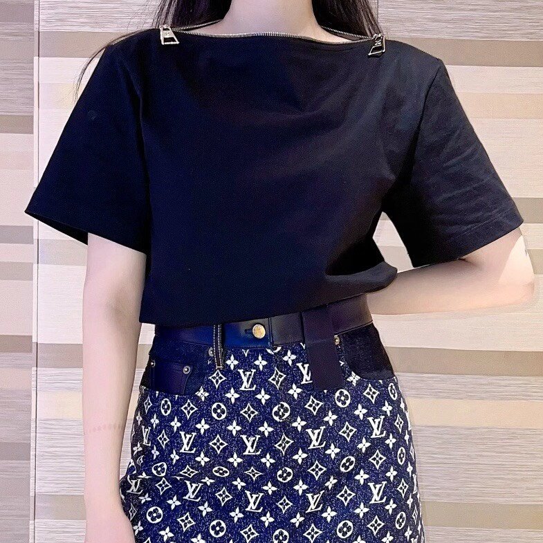 Louis Vuitton SS24 Zip Off-Shoulder Top