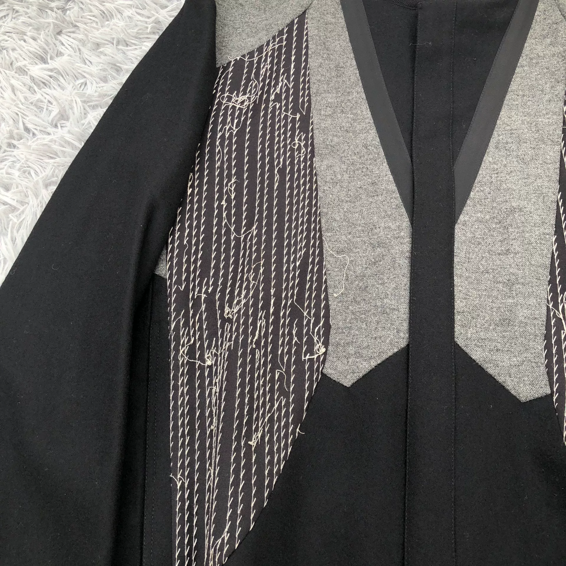 Dior Homme 12fw Embroidered Jacket — detail