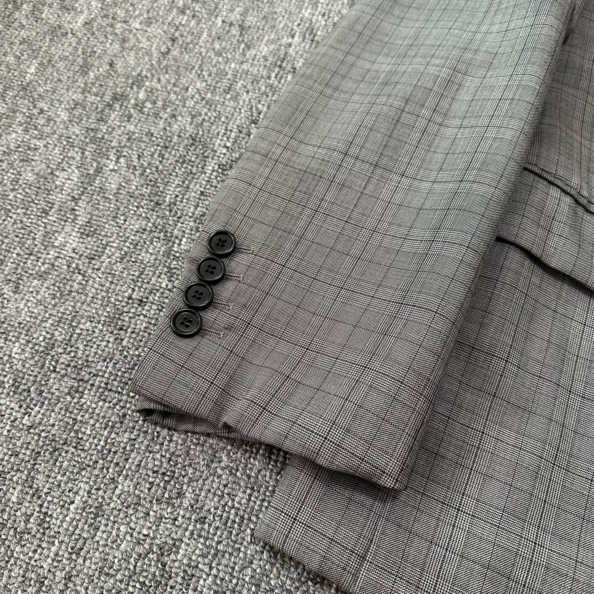 Dior Gray Checkered Blazer — detail