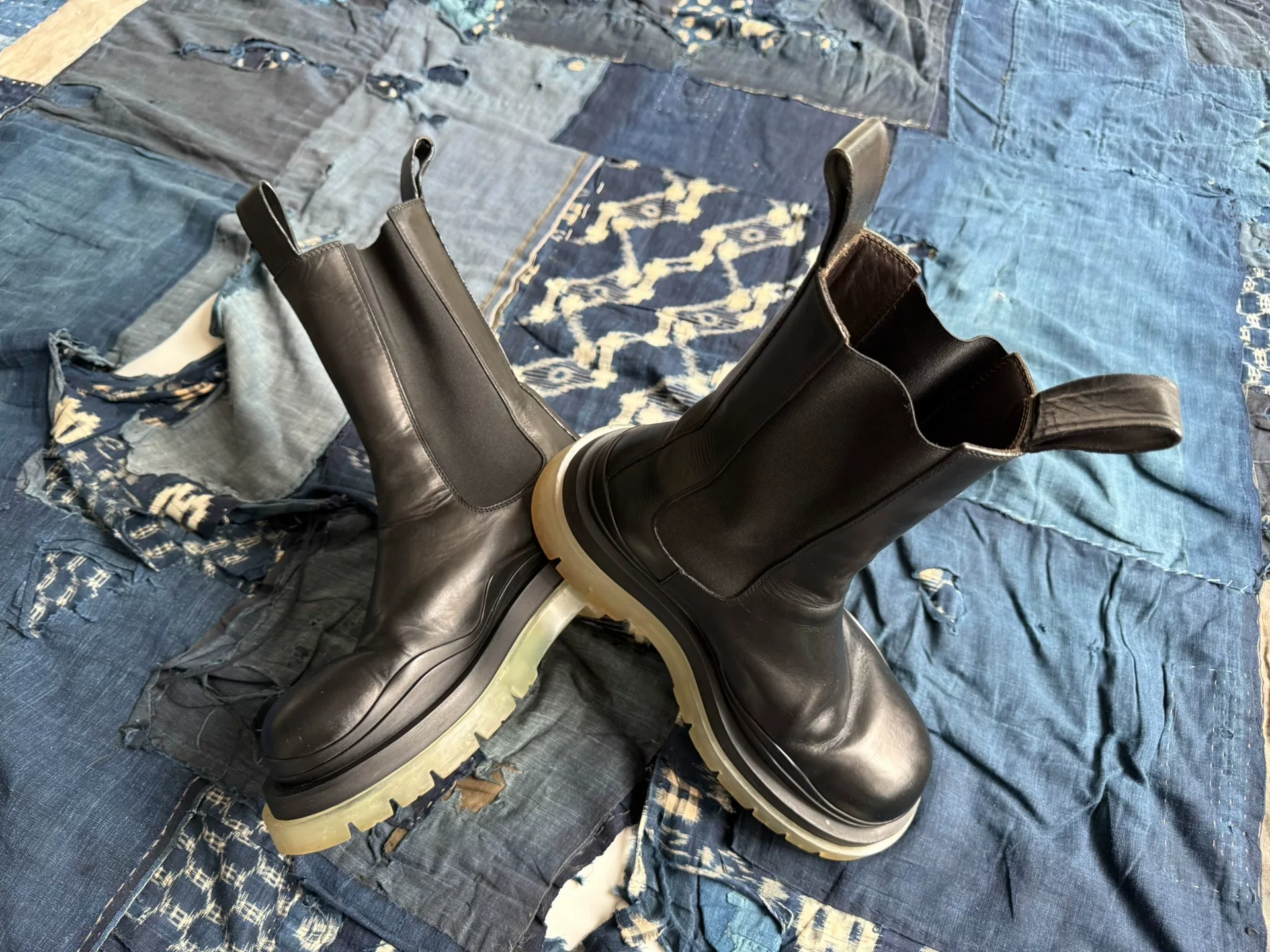 Bottega Veneta Tire Chelsea Boot — front