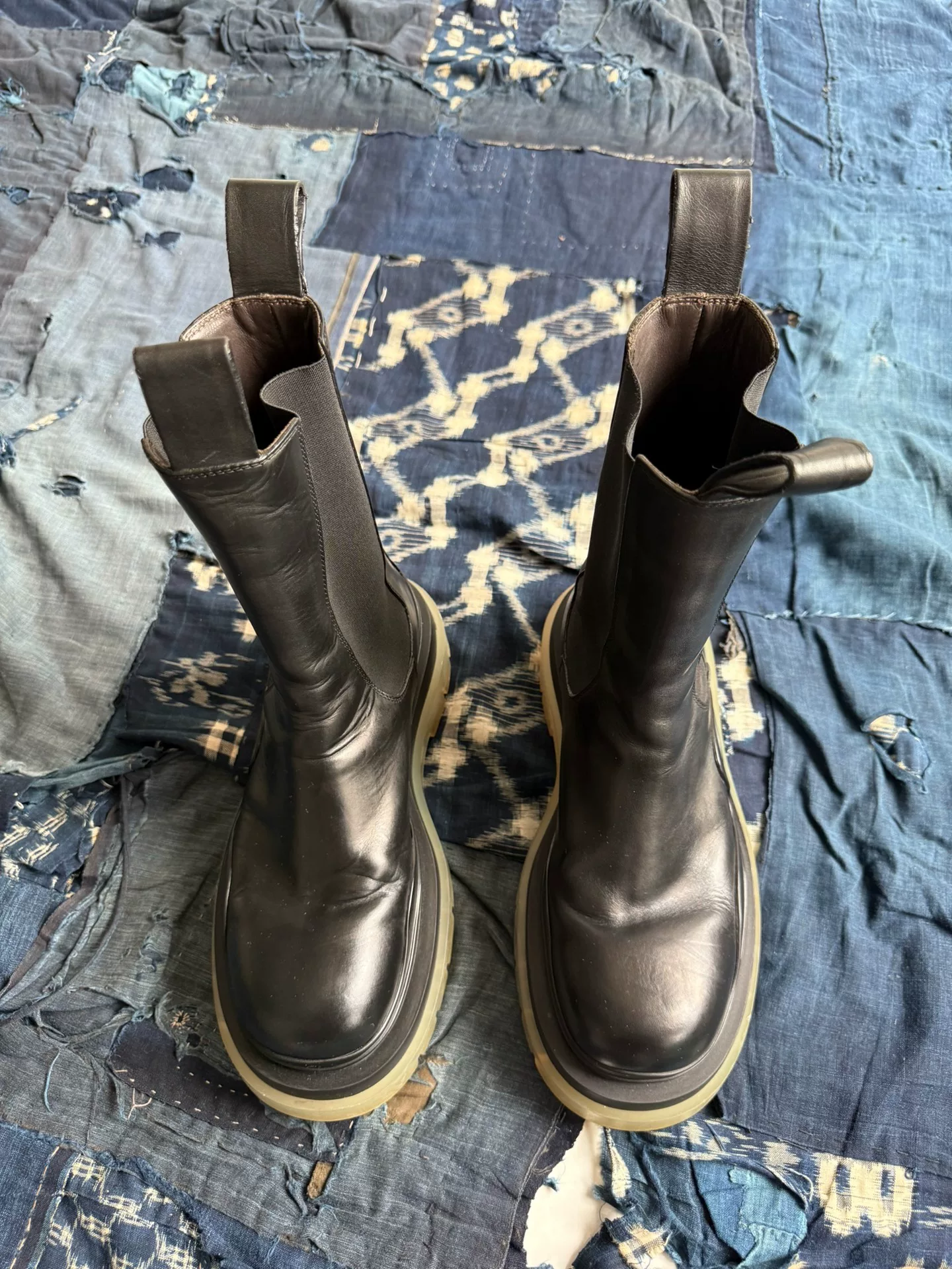 Bottega Veneta Tire Chelsea Boot — label