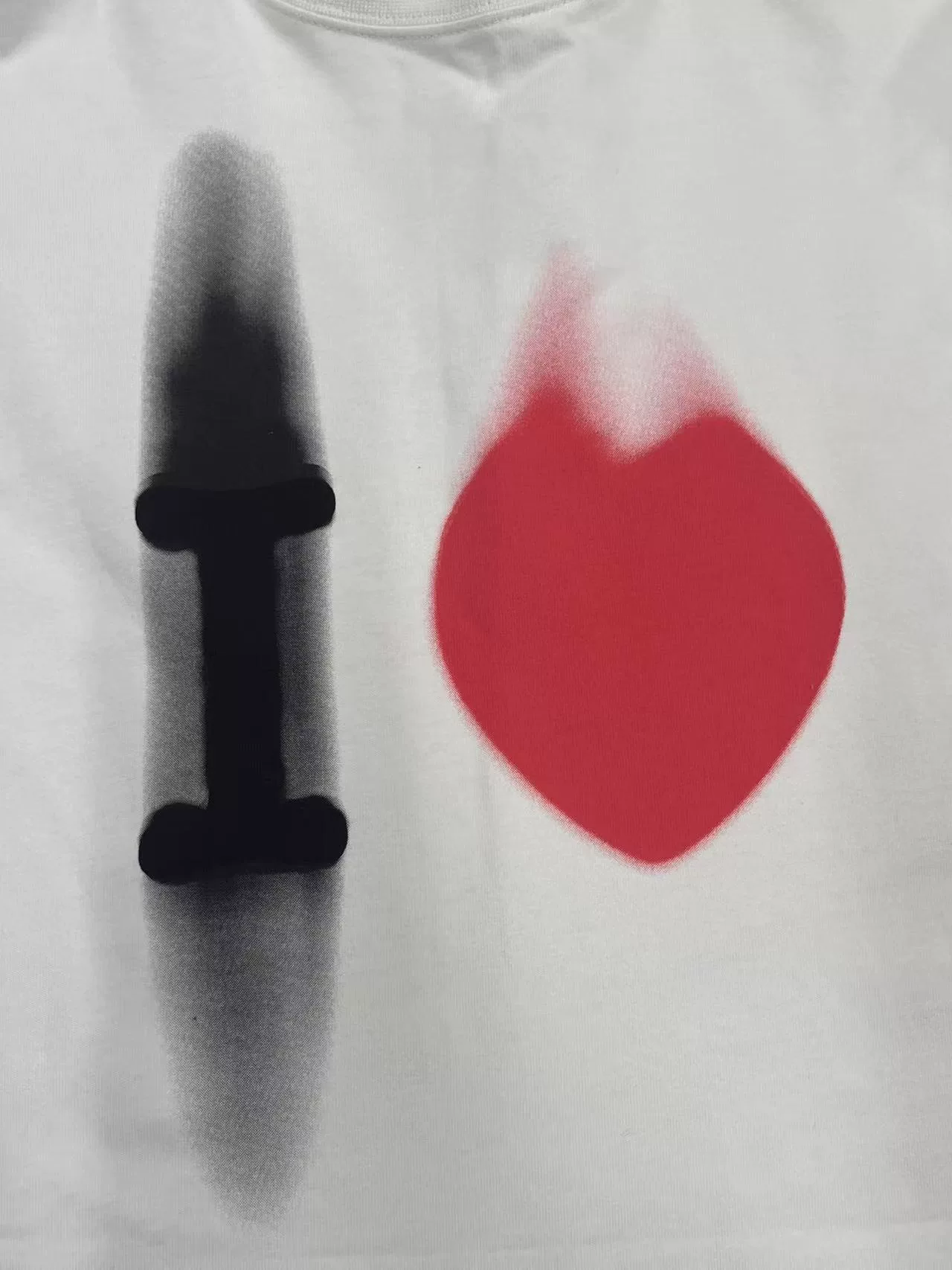 Balenciaga Heart Print Loose Short-Sleeve T-Shirt — detail