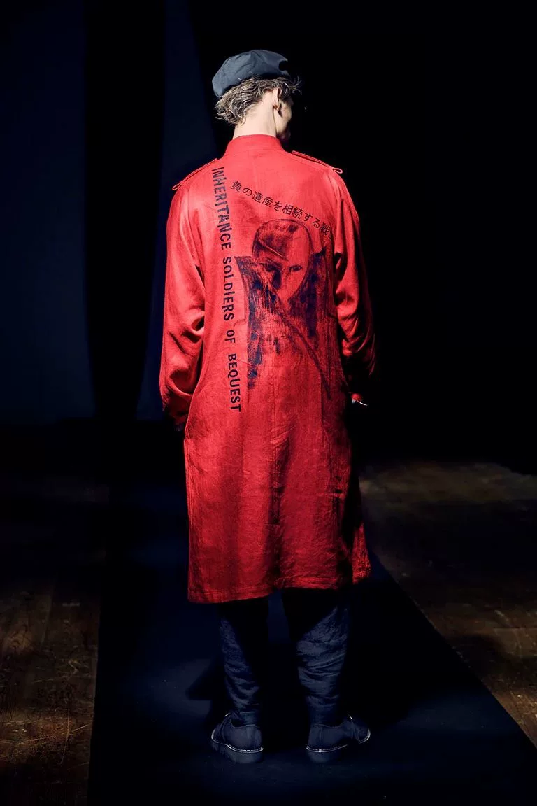 Yohji Yamamoto 21ss Red Eye Coat — detail