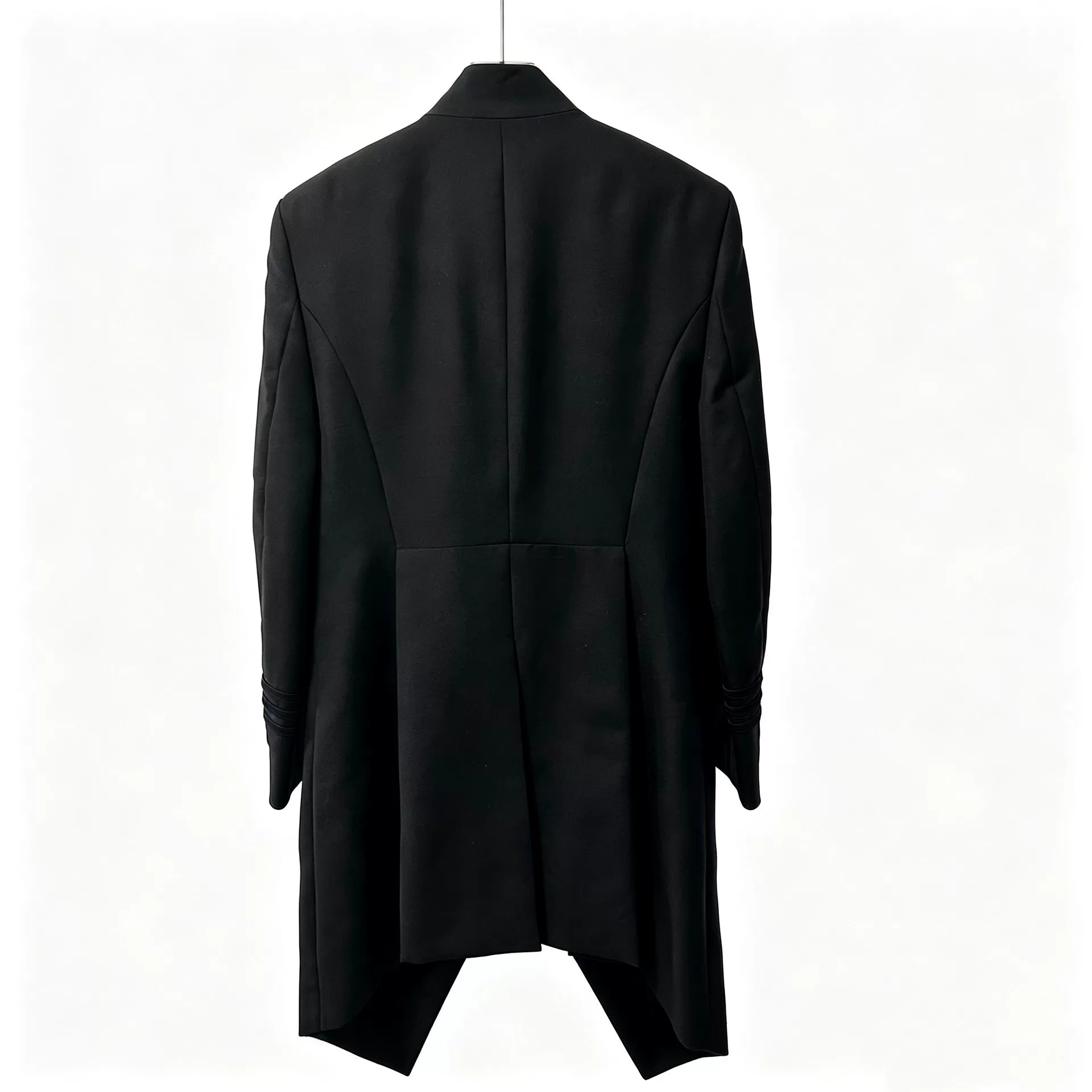 Dior Man Black Court-Style Tailcoat — detail