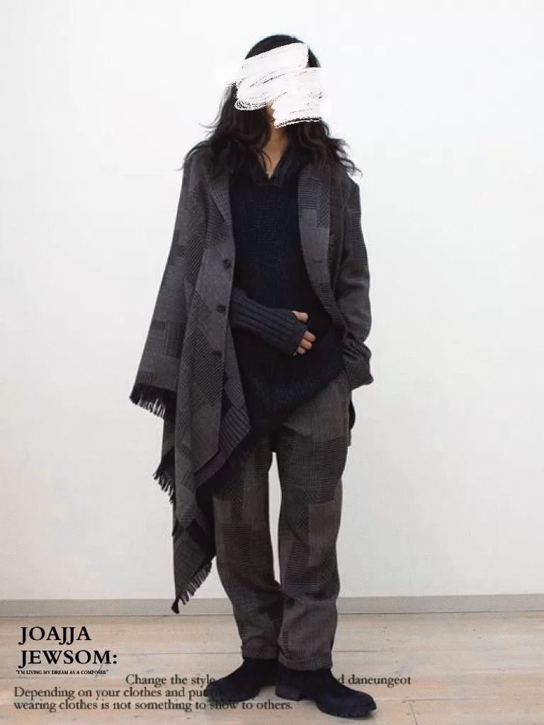 Yohji Yamamoto 2010AW Knitted Cape — label