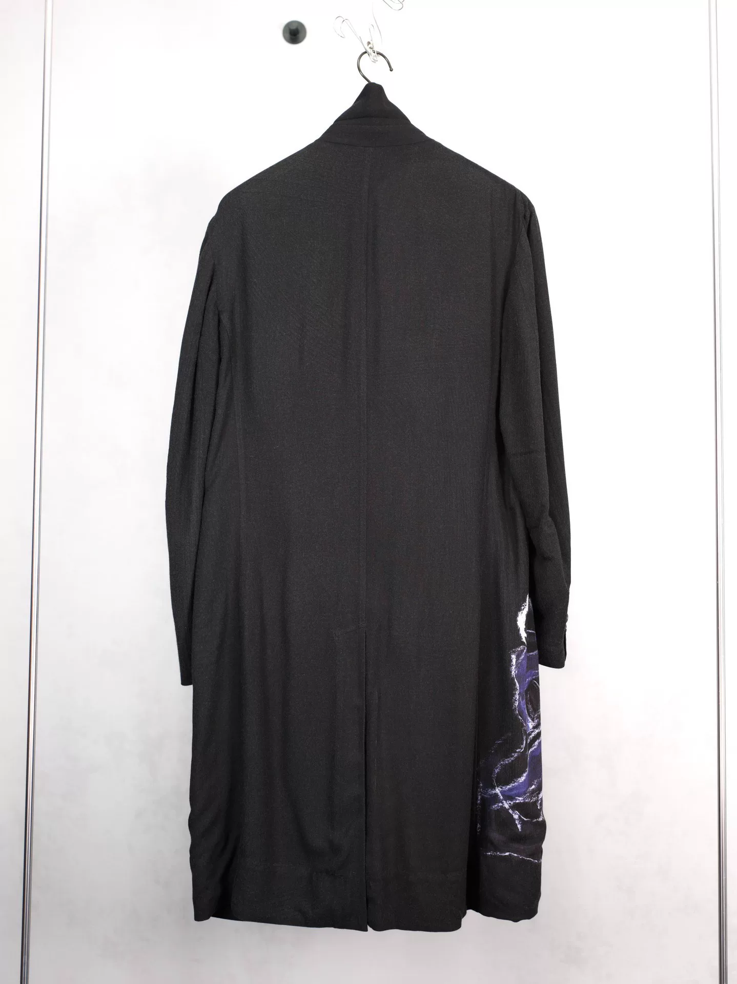 Yohji Yamamoto 19SS Black Abstract Print Coat — detail