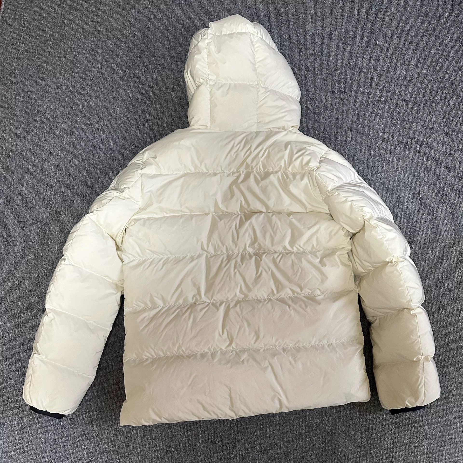 Moncler White Short Hooded Puffer Jacket — detail