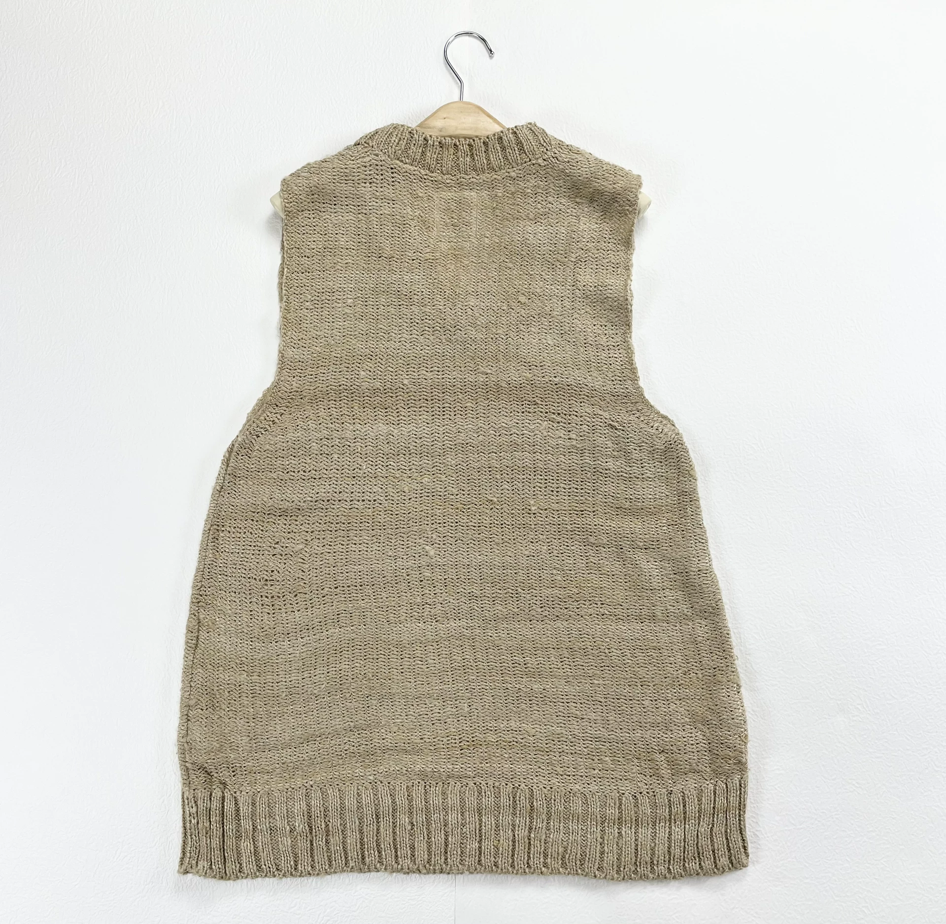 Visvim Tussar Silk V-neck Knitted Vest — detail