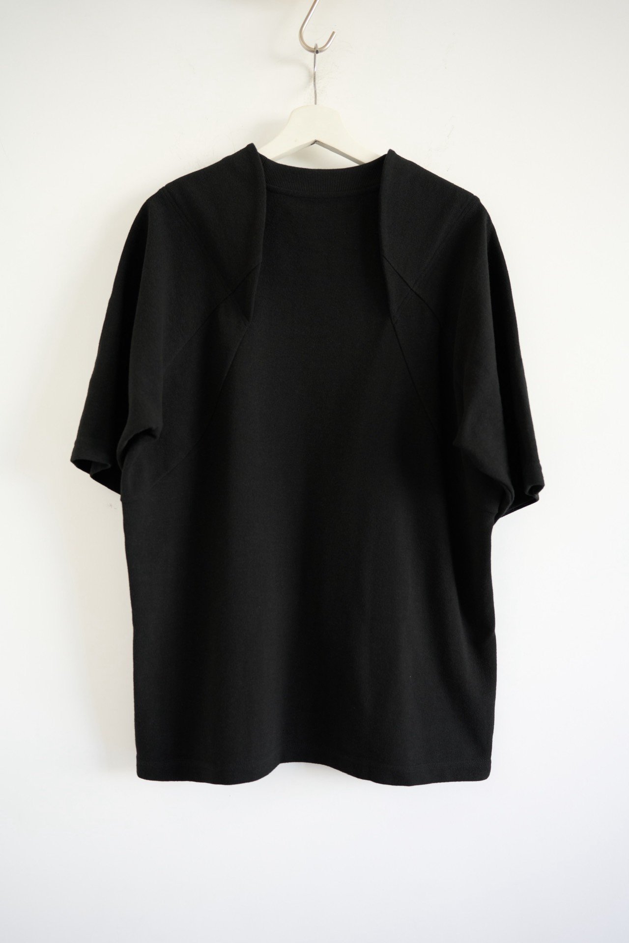 pet-tree-kor 24SS Thorn Rose T-shirt — detail