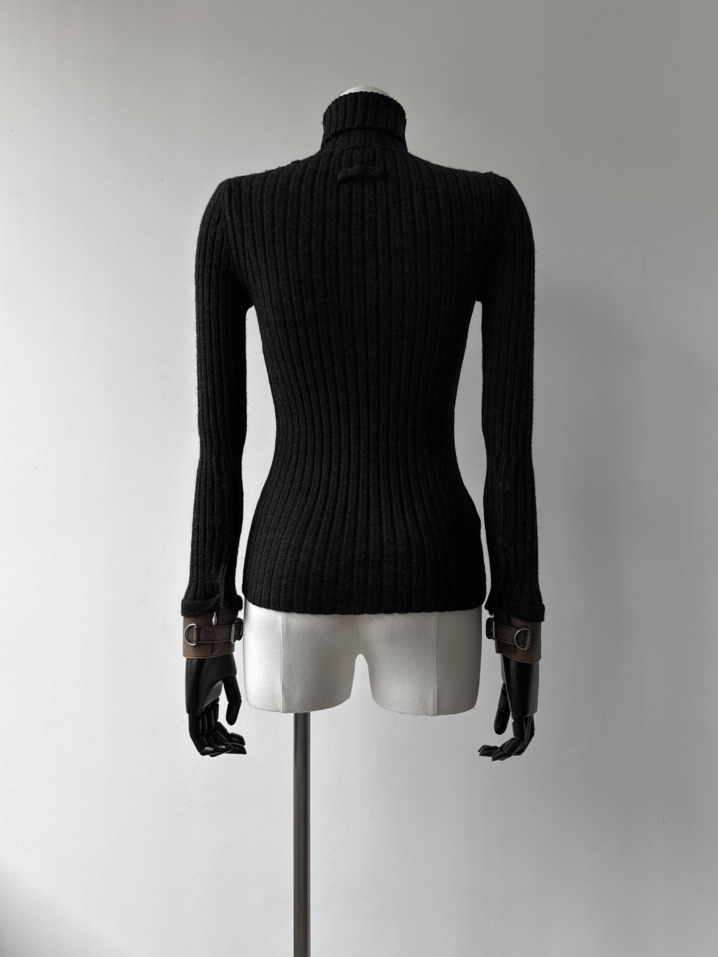 Jean Paul Gaultier Ribbed Wool Lock Bracelet Top — label