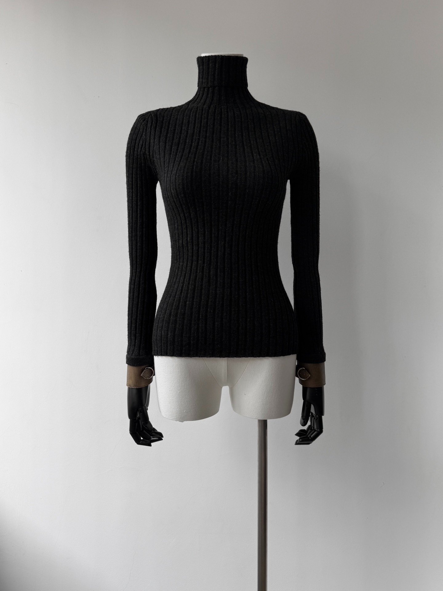 Jean Paul Gaultier Ribbed Wool Lock Bracelet Top — front