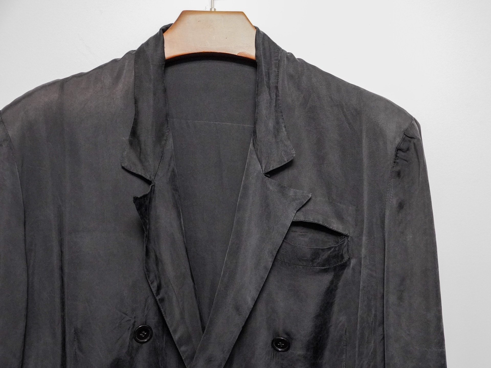 Yohji Yamamoto 1980s Double-Breasted Coat — detail